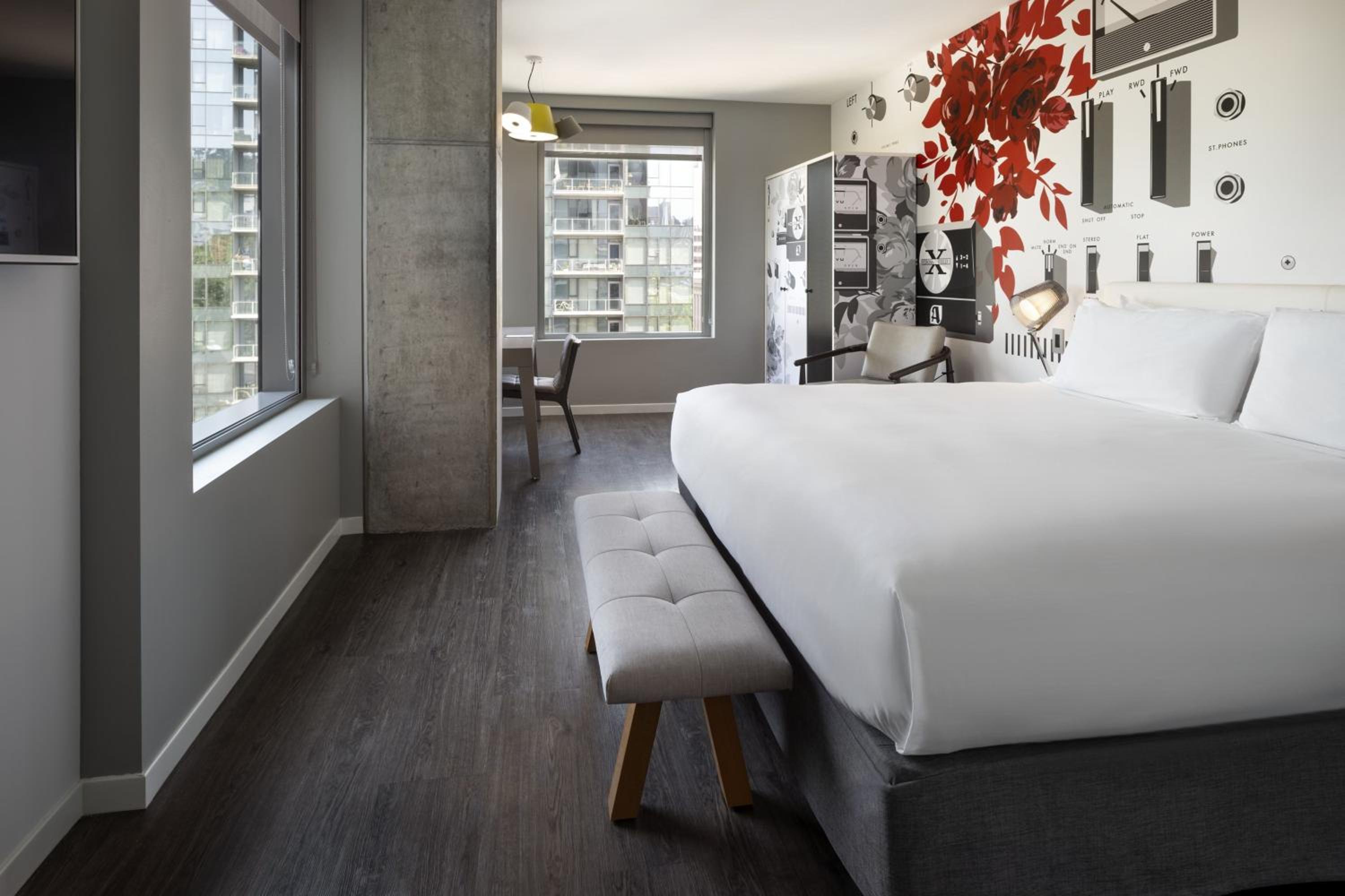 King Room - Hearing Accessible