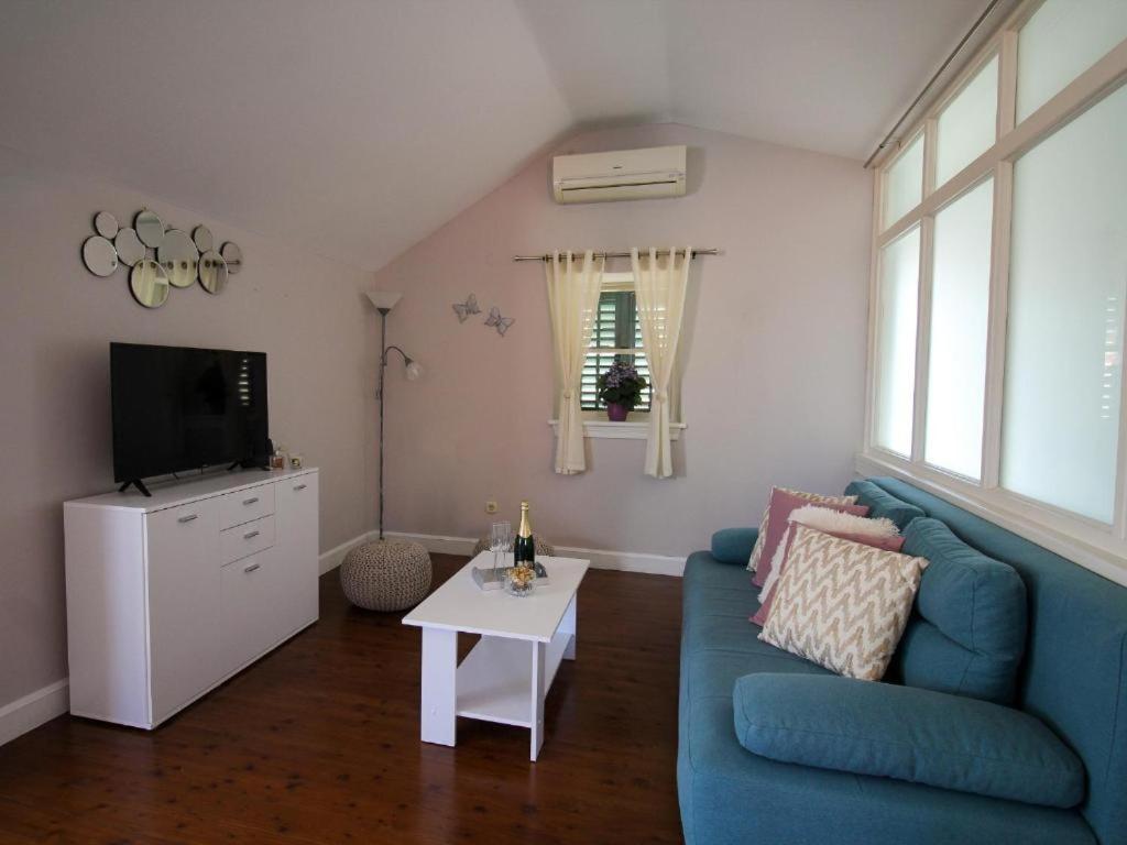 Suite with Balcony photo 3