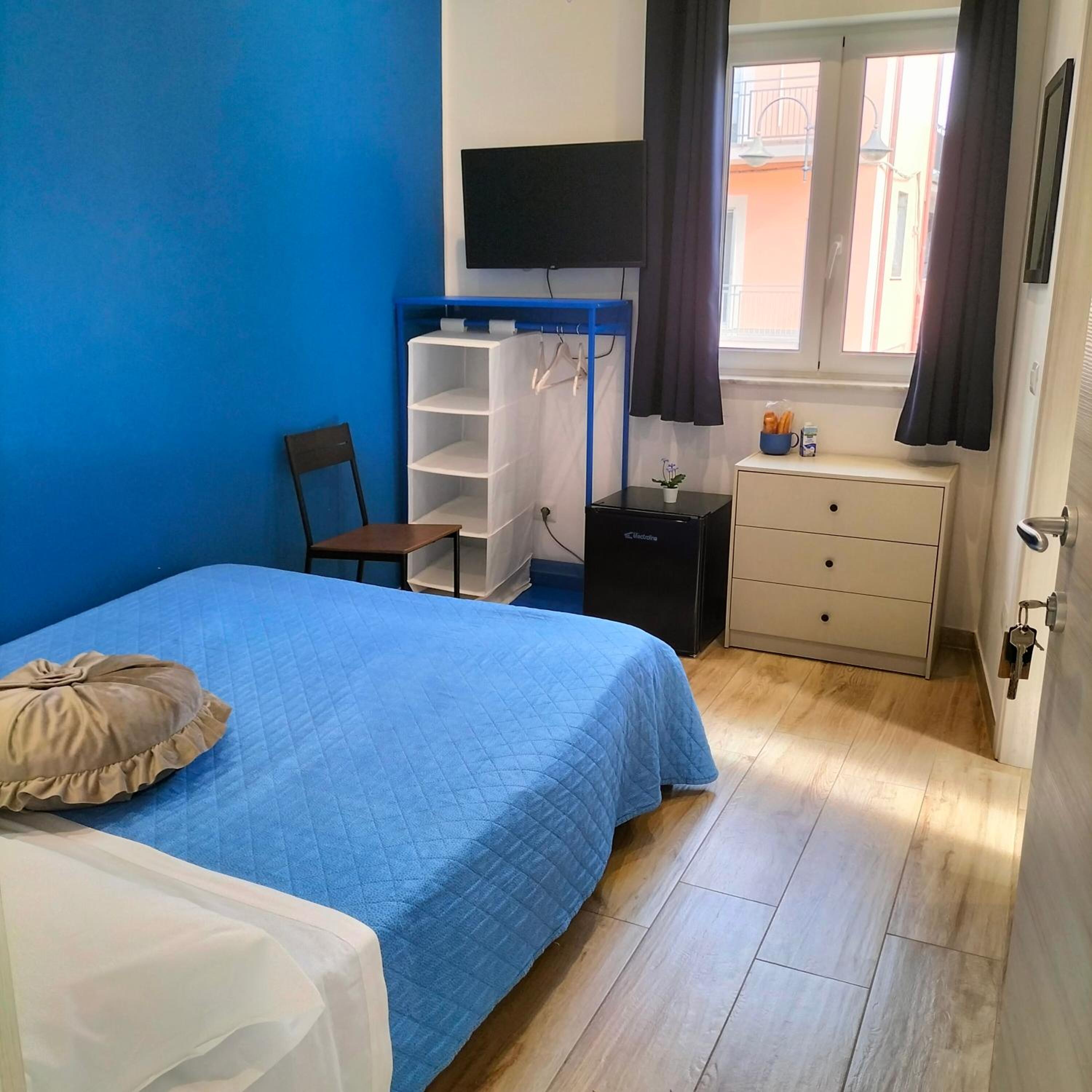 Economy Double Room photo 2