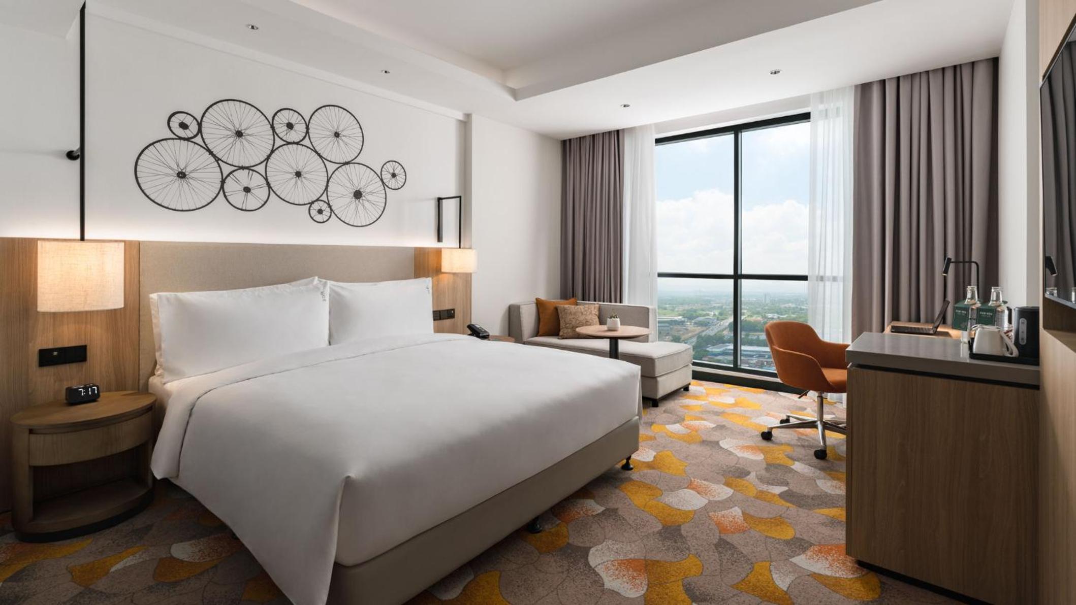 Premium King Room  photo 2