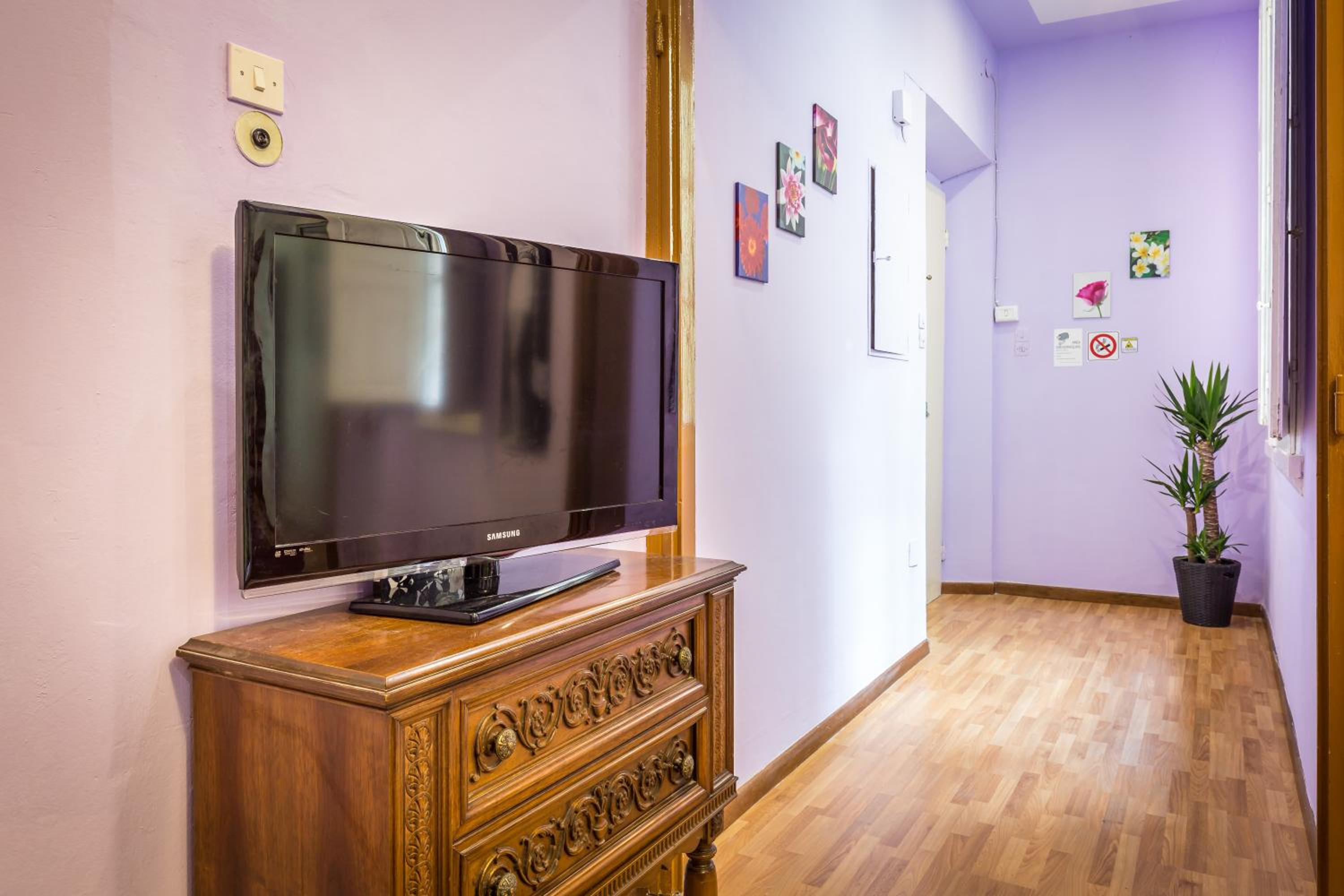 Triple Room with Private Bathroom photo 1