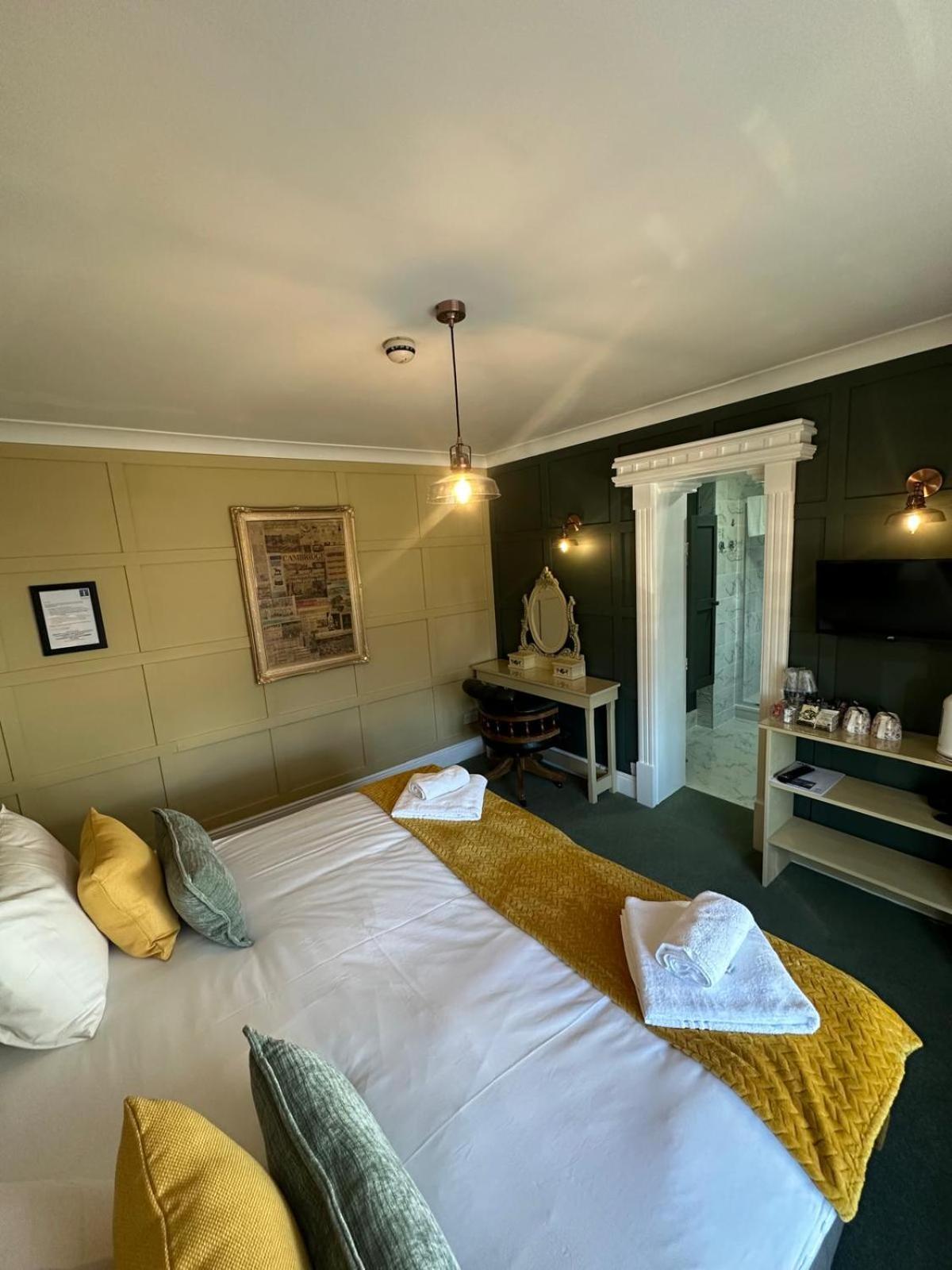 Standard Double or Twin Room