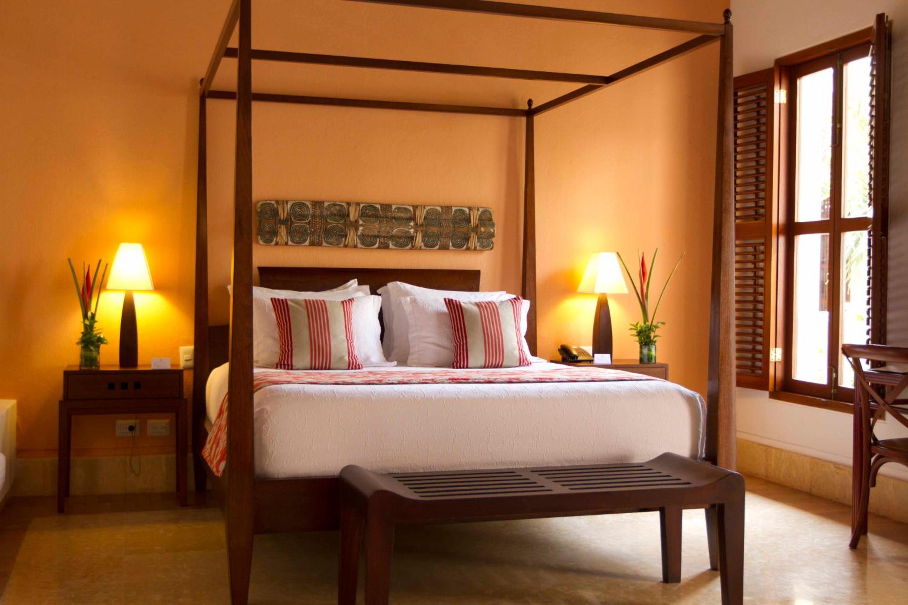 Deluxe Junior Suite - Photo 3