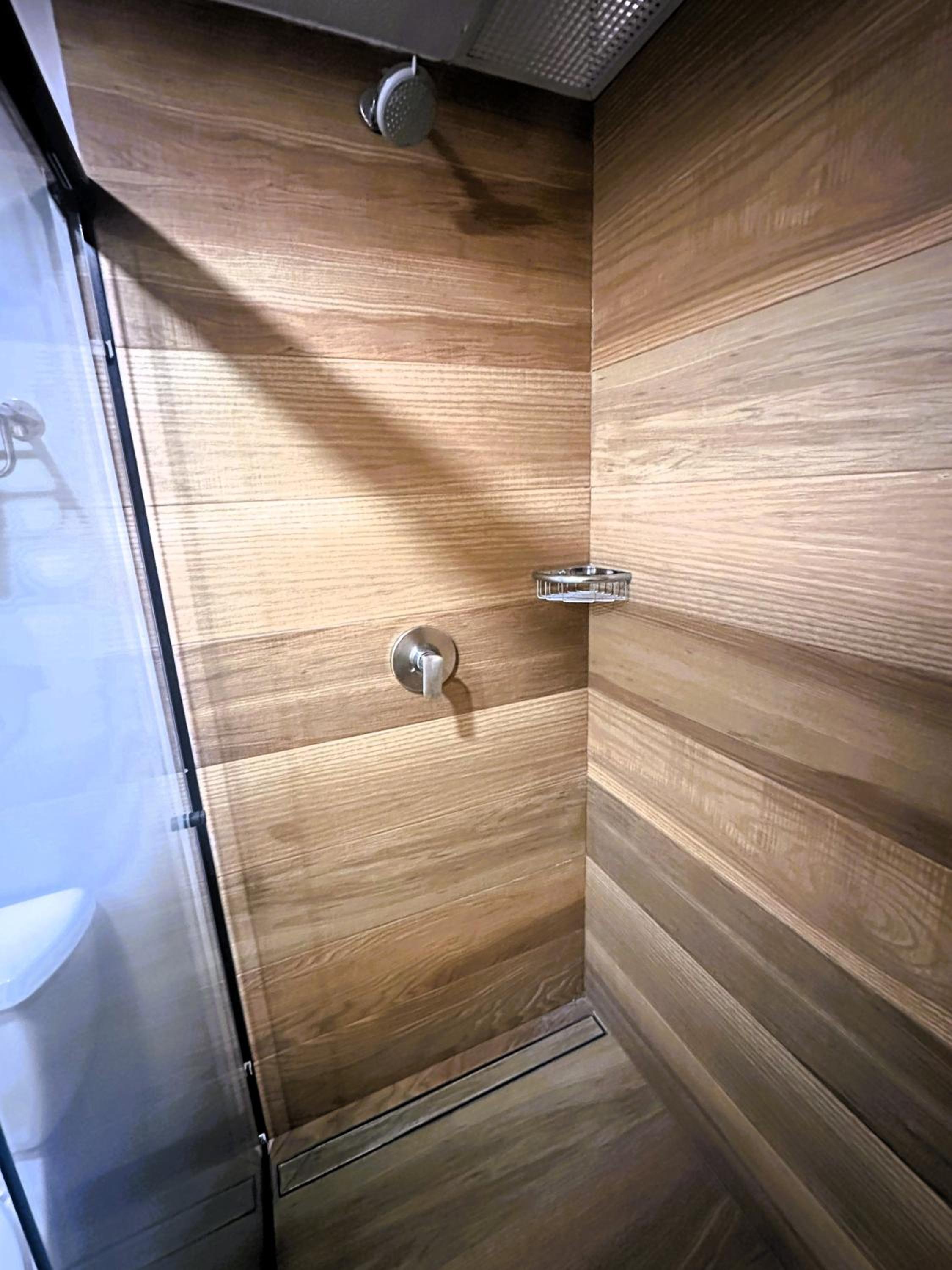 Superior King Suite photo 2