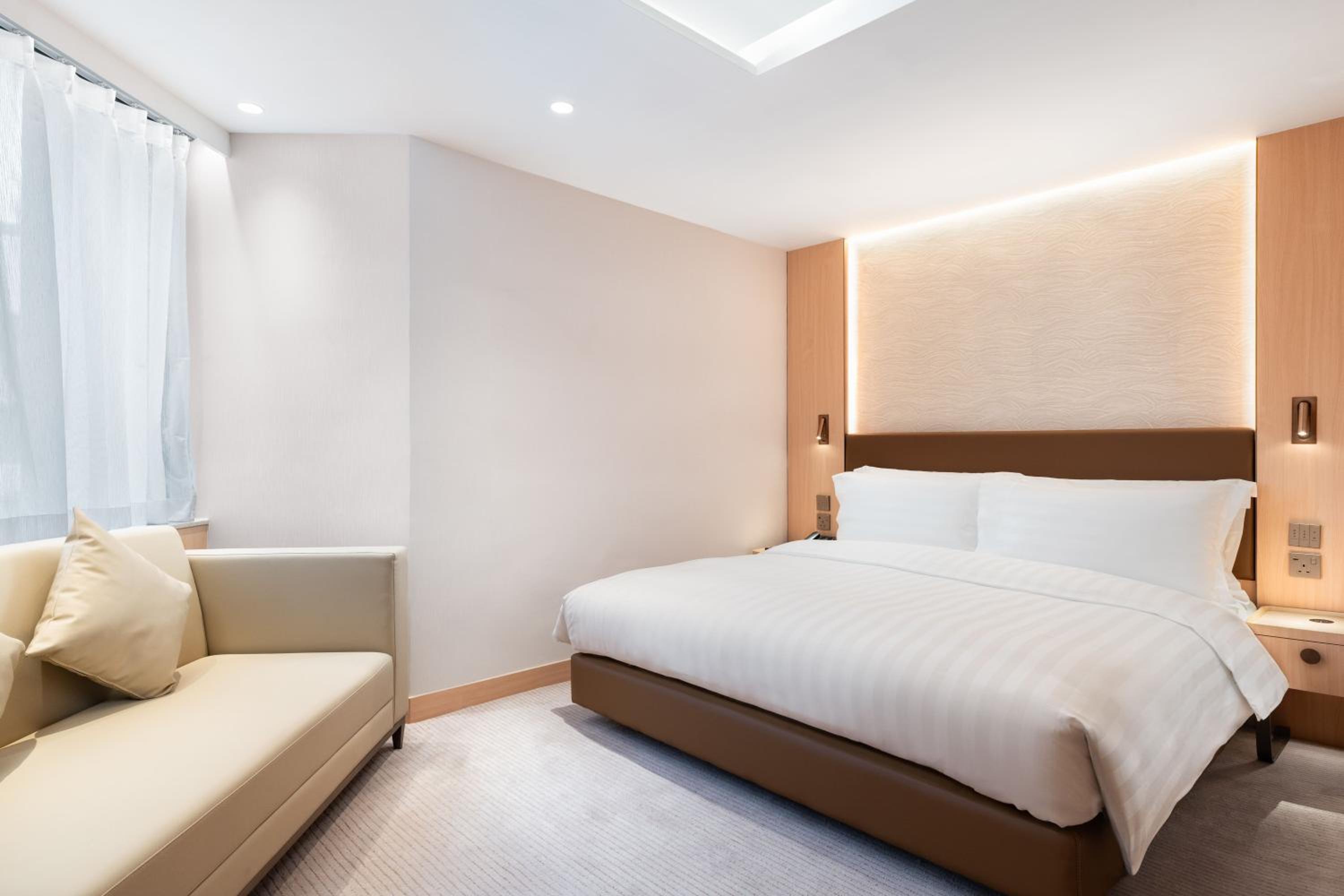 New Revenoerated Non Smoking City View Deluxe Room with Queen bed