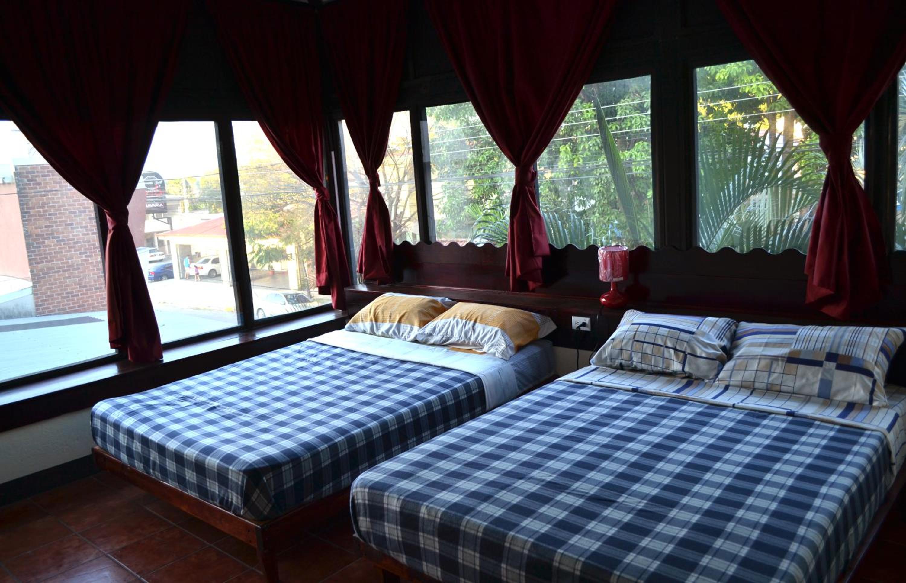 Twin Room with A/C photo 1