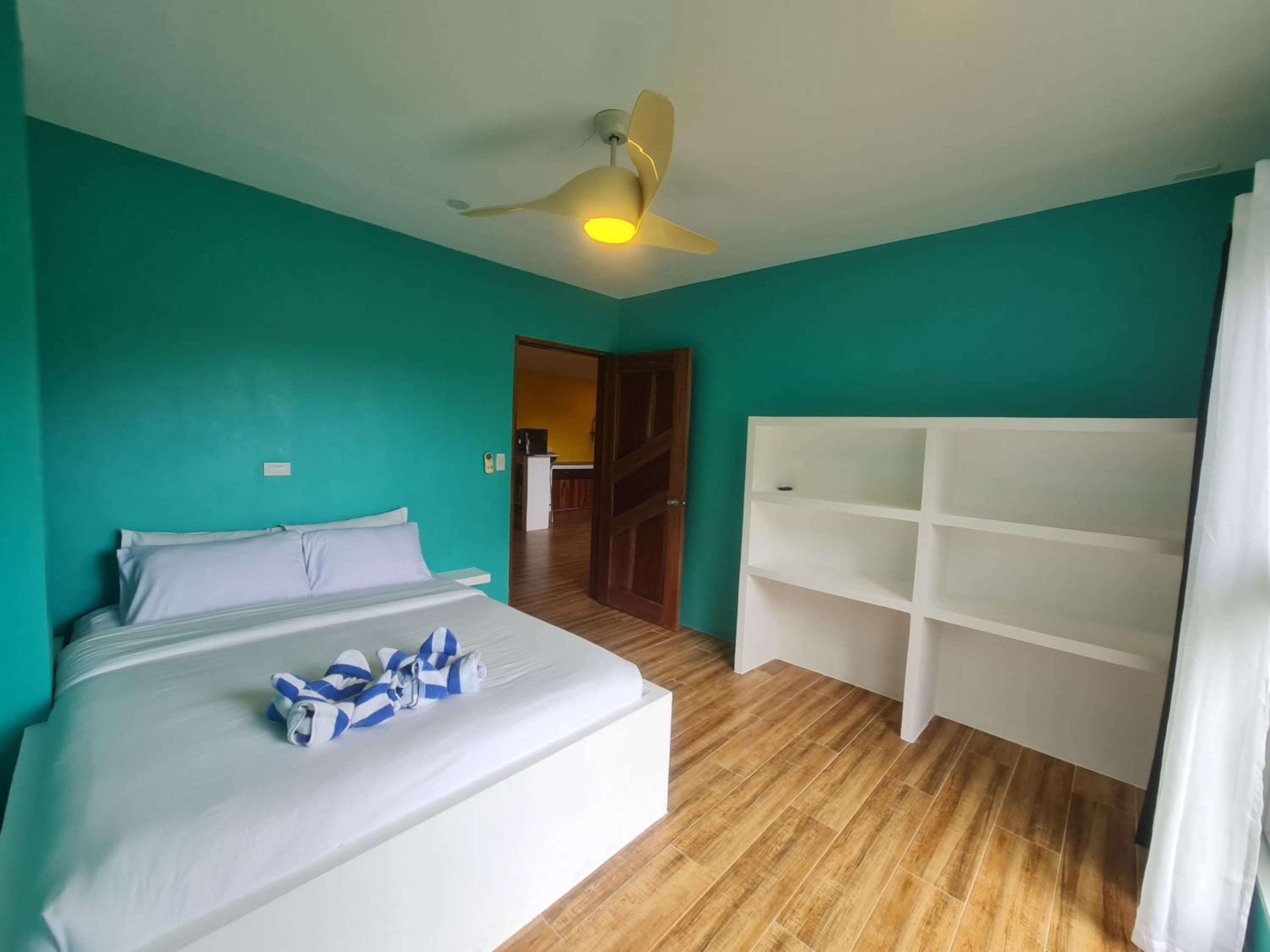 Bungalow with Sea View photo 3