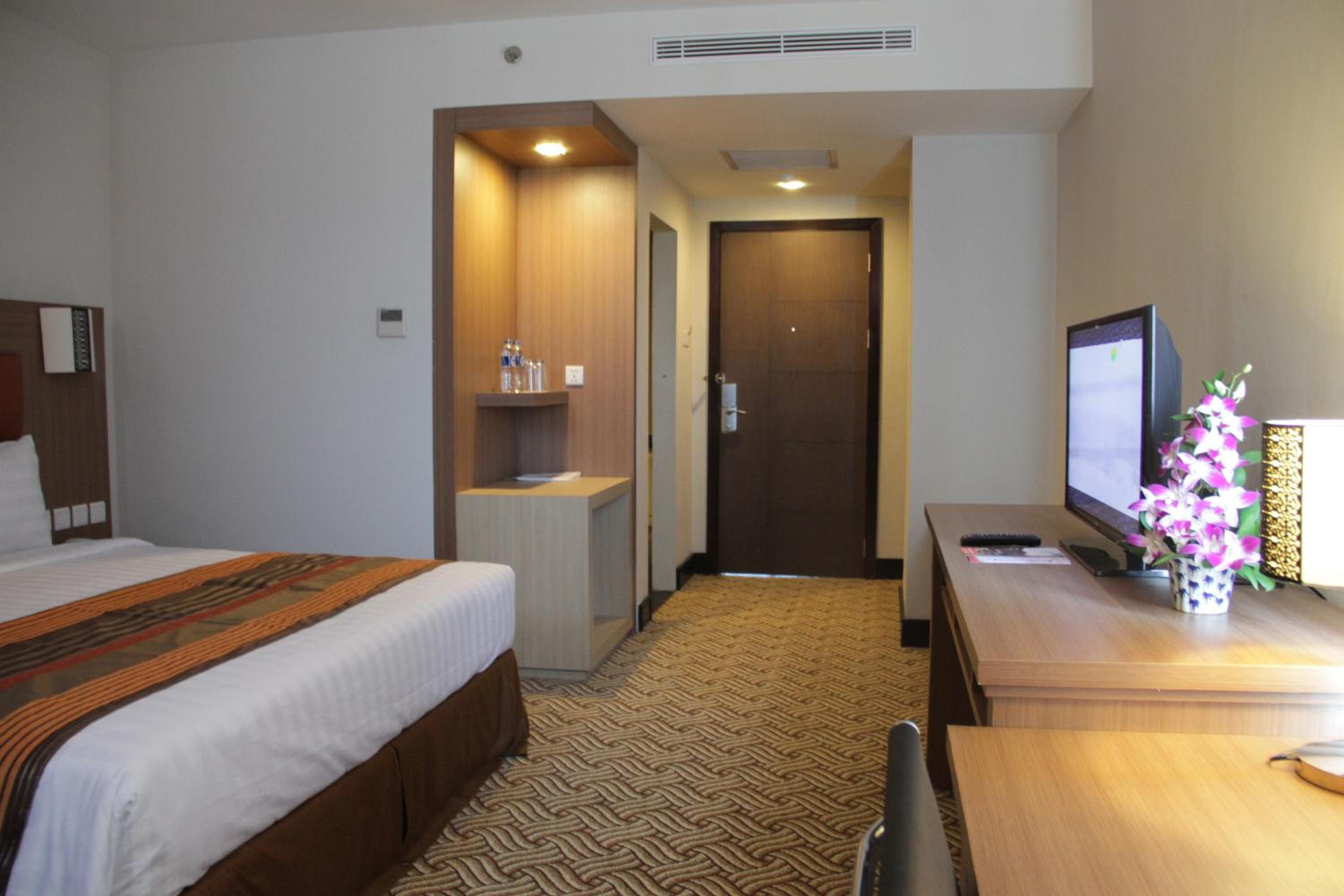 Superior Double or Twin Room photo 3