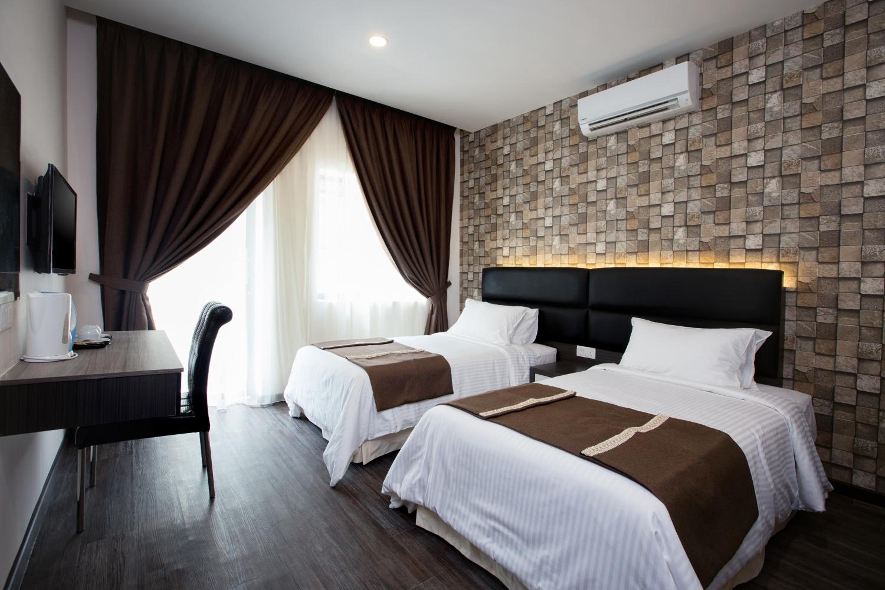 Superior Twin Room photo 2
