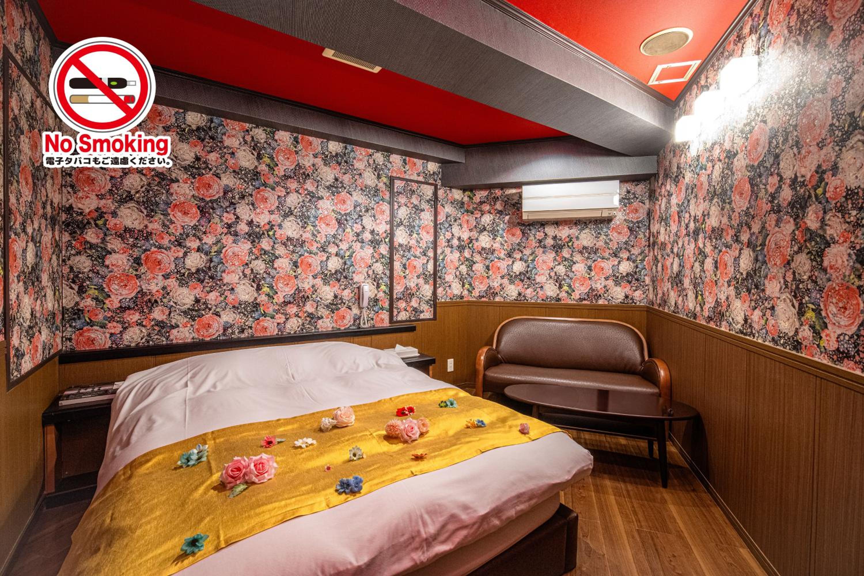 Large Double Room photo 1