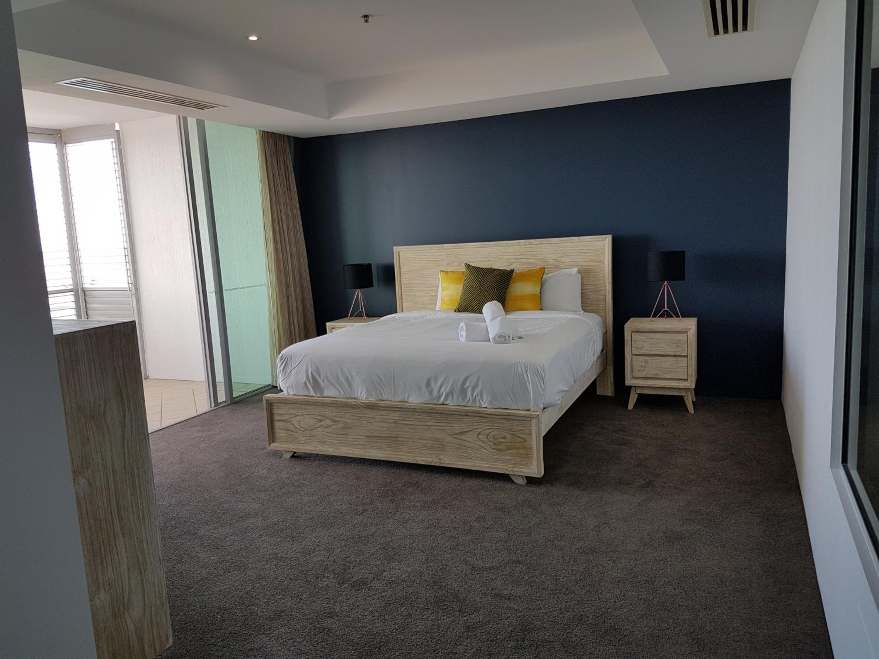Three-Bedroom Deluxe Spa Penthouse with Ocean View