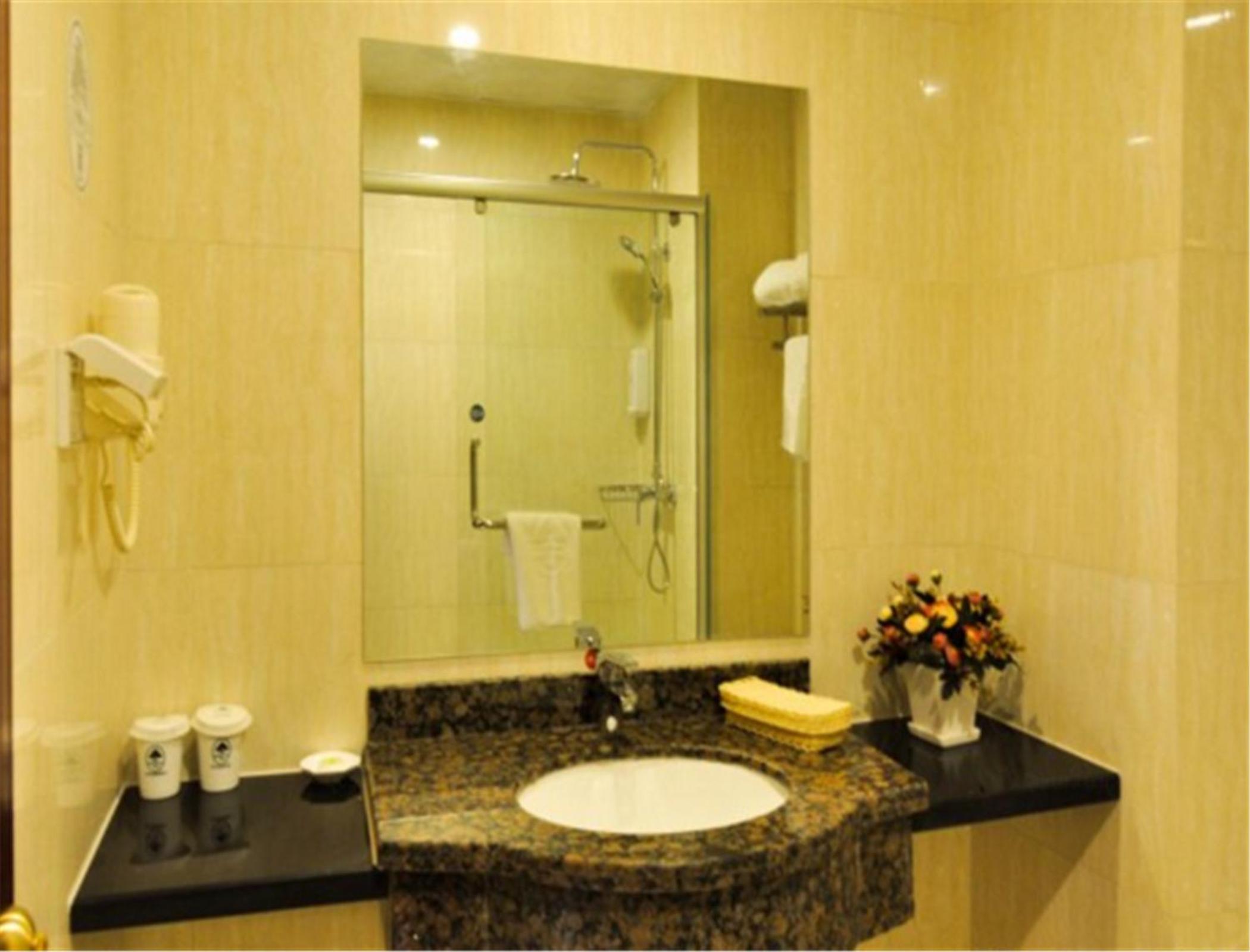 Mainland Chinese Citizens - Business Twin Room photo 3