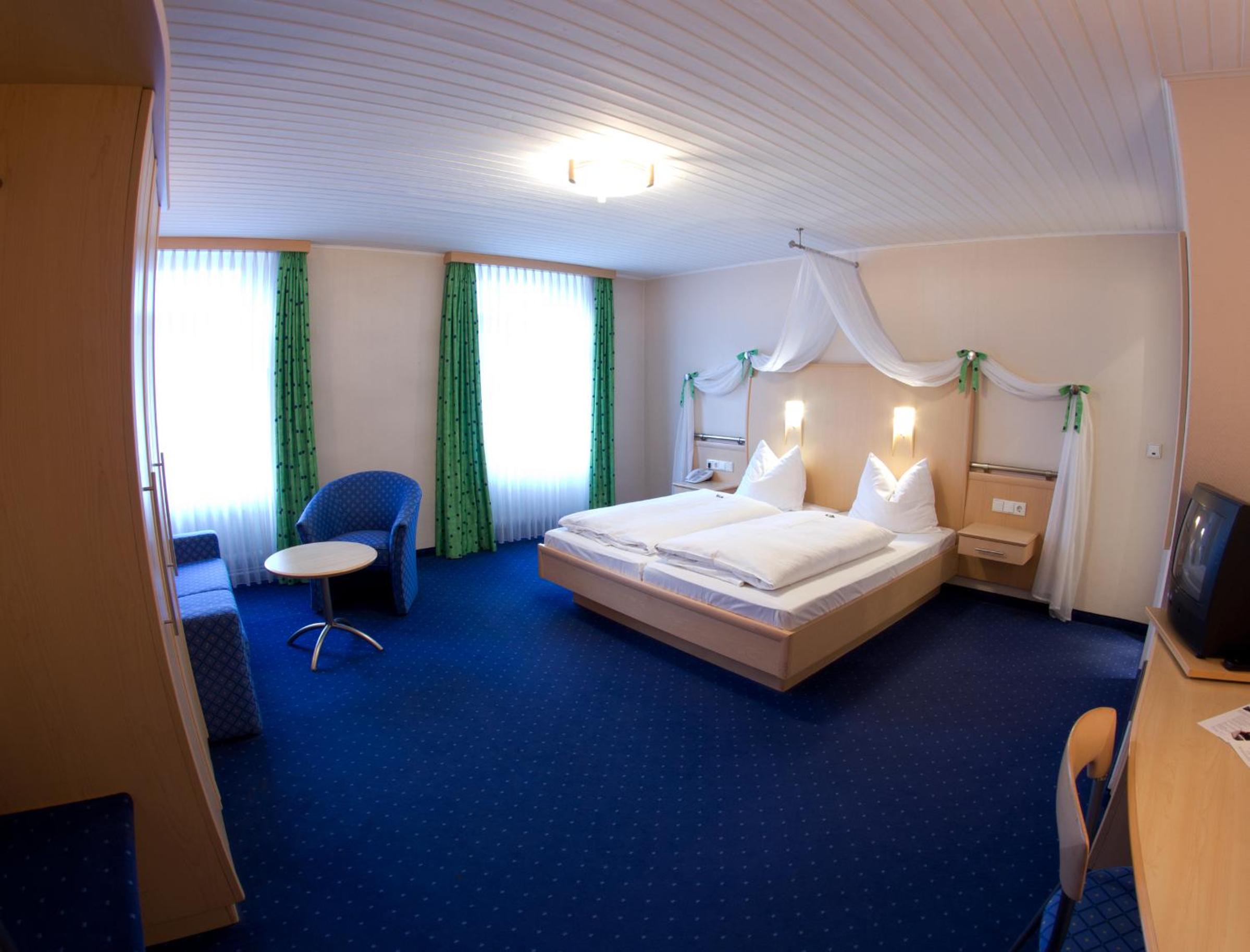 Double Room - Photo 3