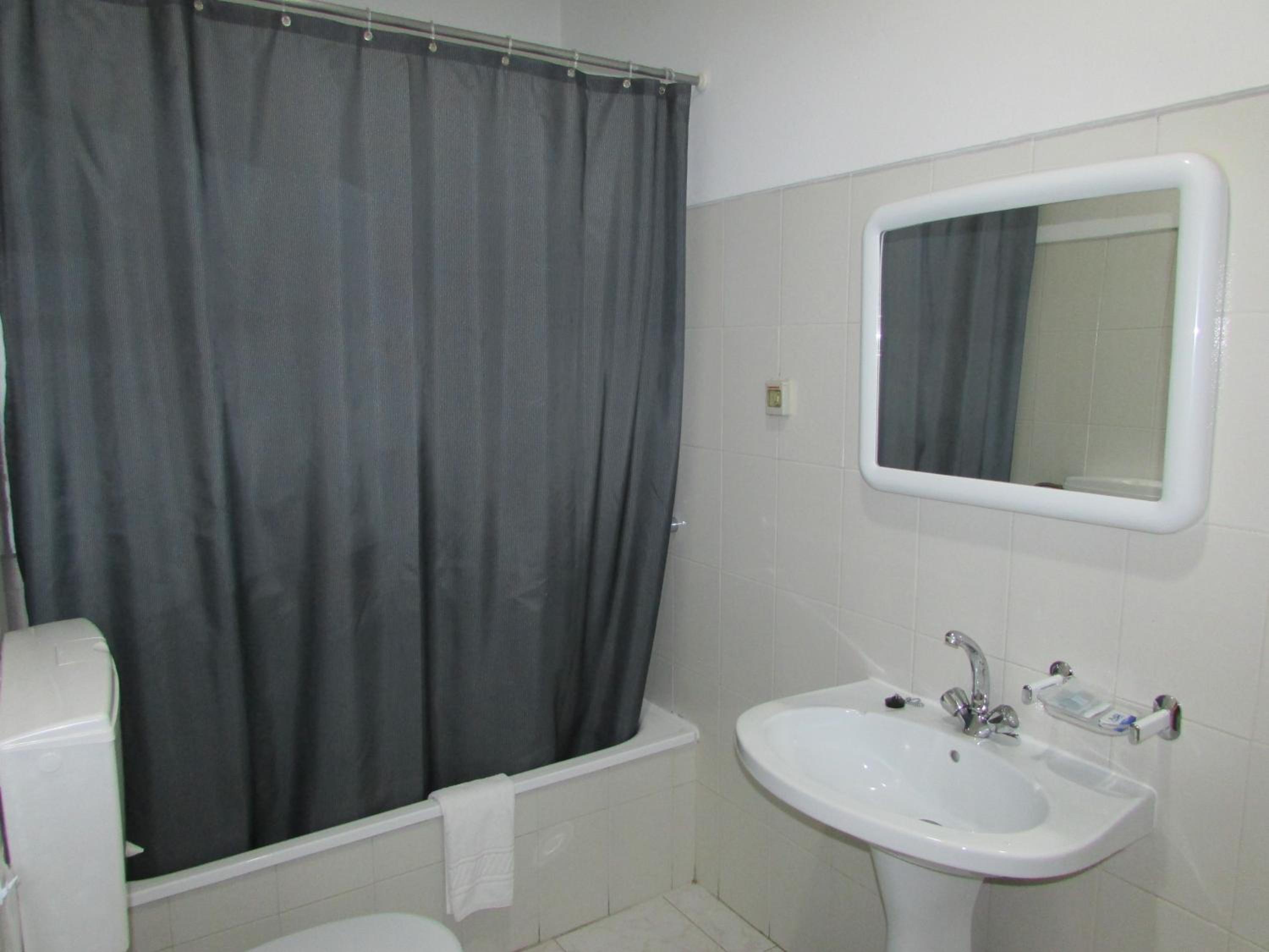 Standard Triple Room photo 2