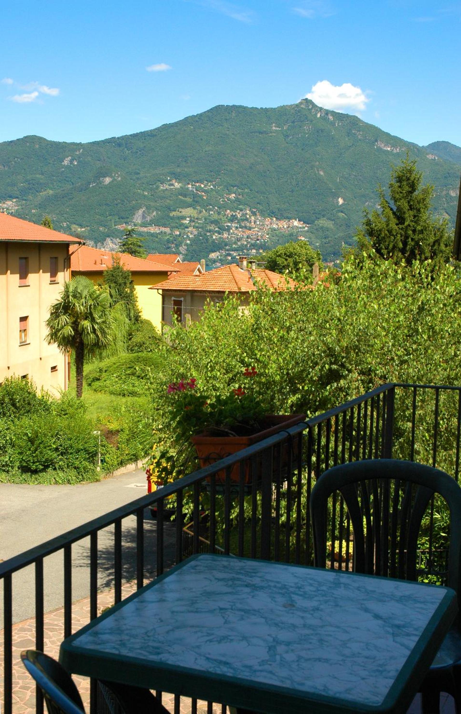 Double Room with Mountain View