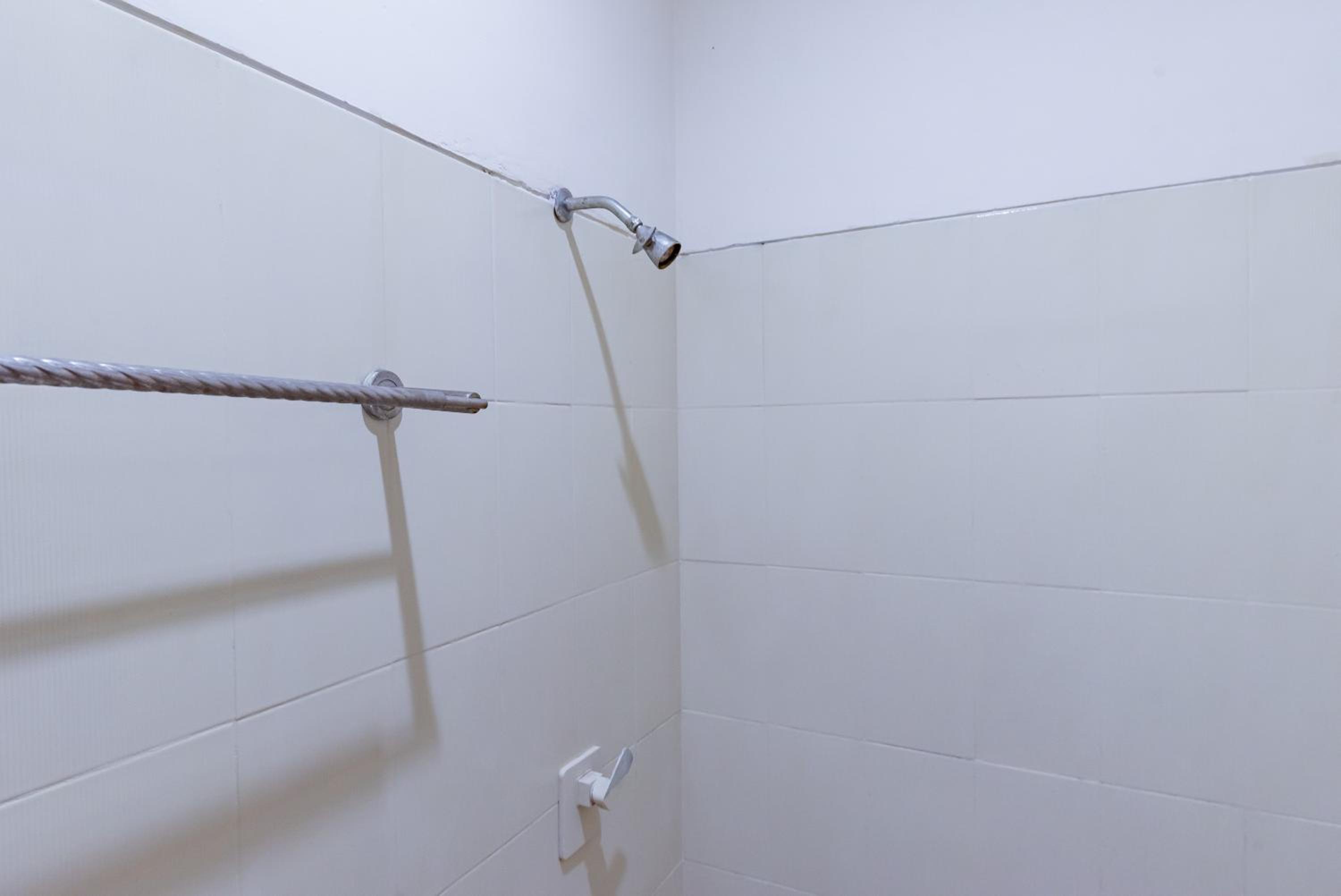 Standard Double Room - Photo 5