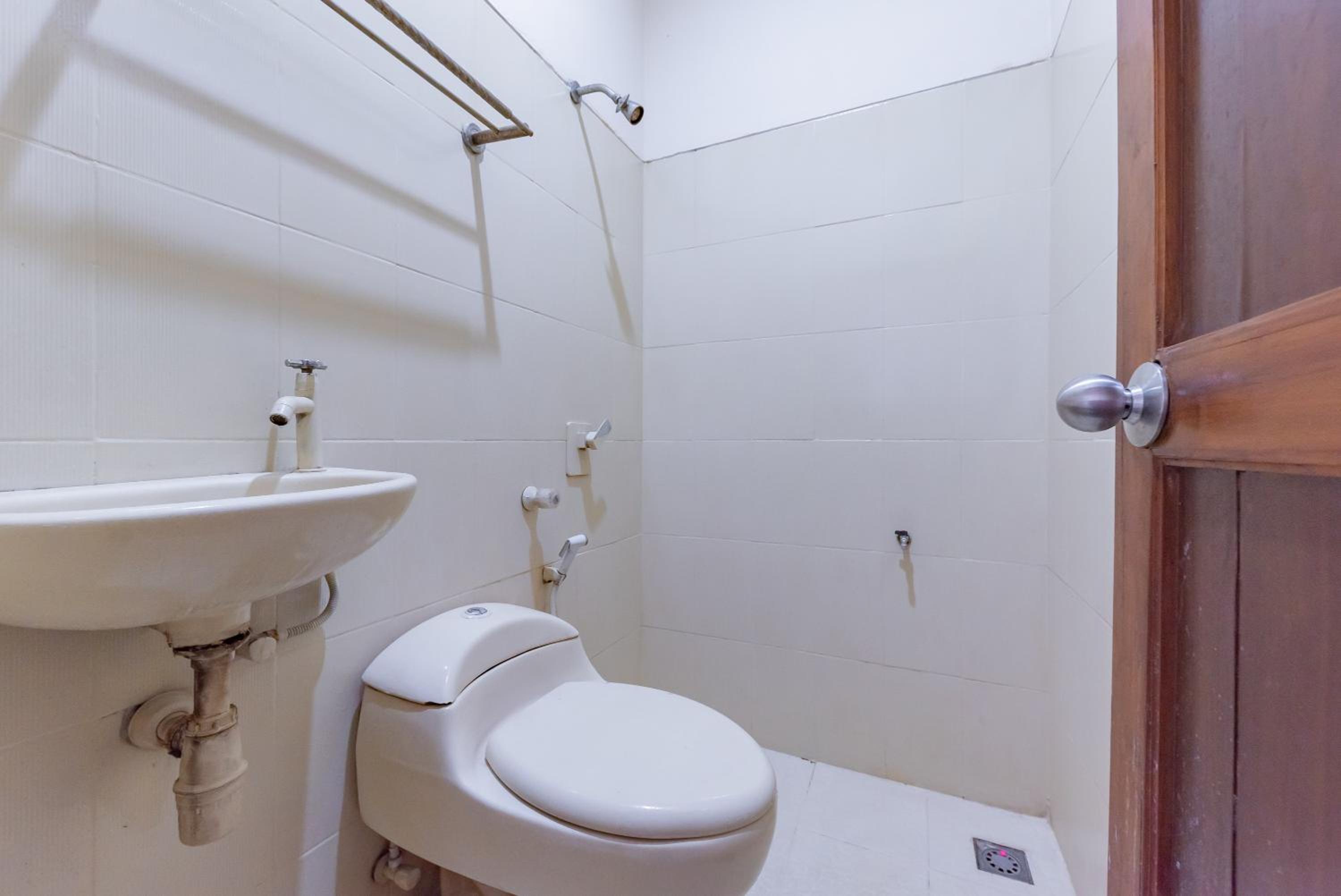 Standard Double Room - Photo 2