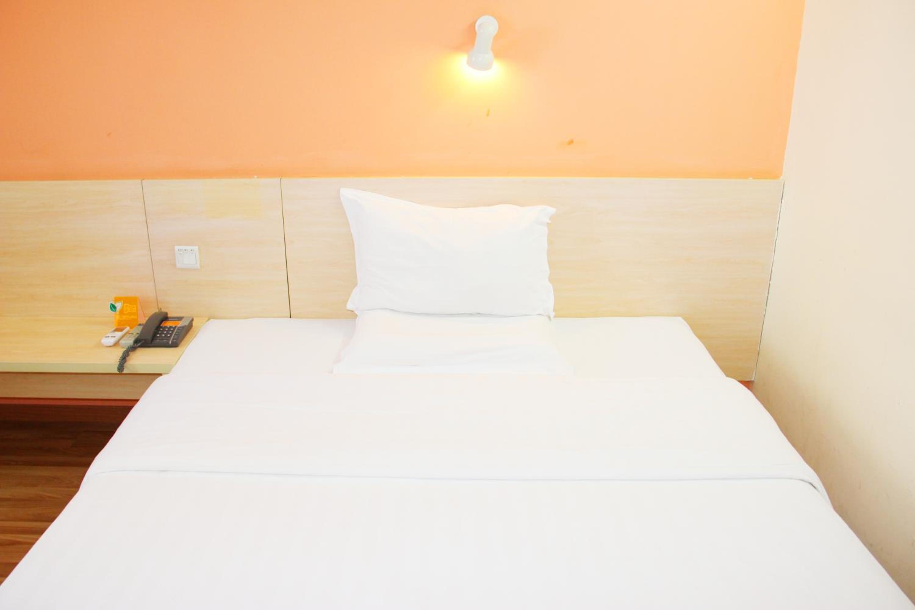 Mainland Chinese Citizens - Special Offer Double Room photo 3