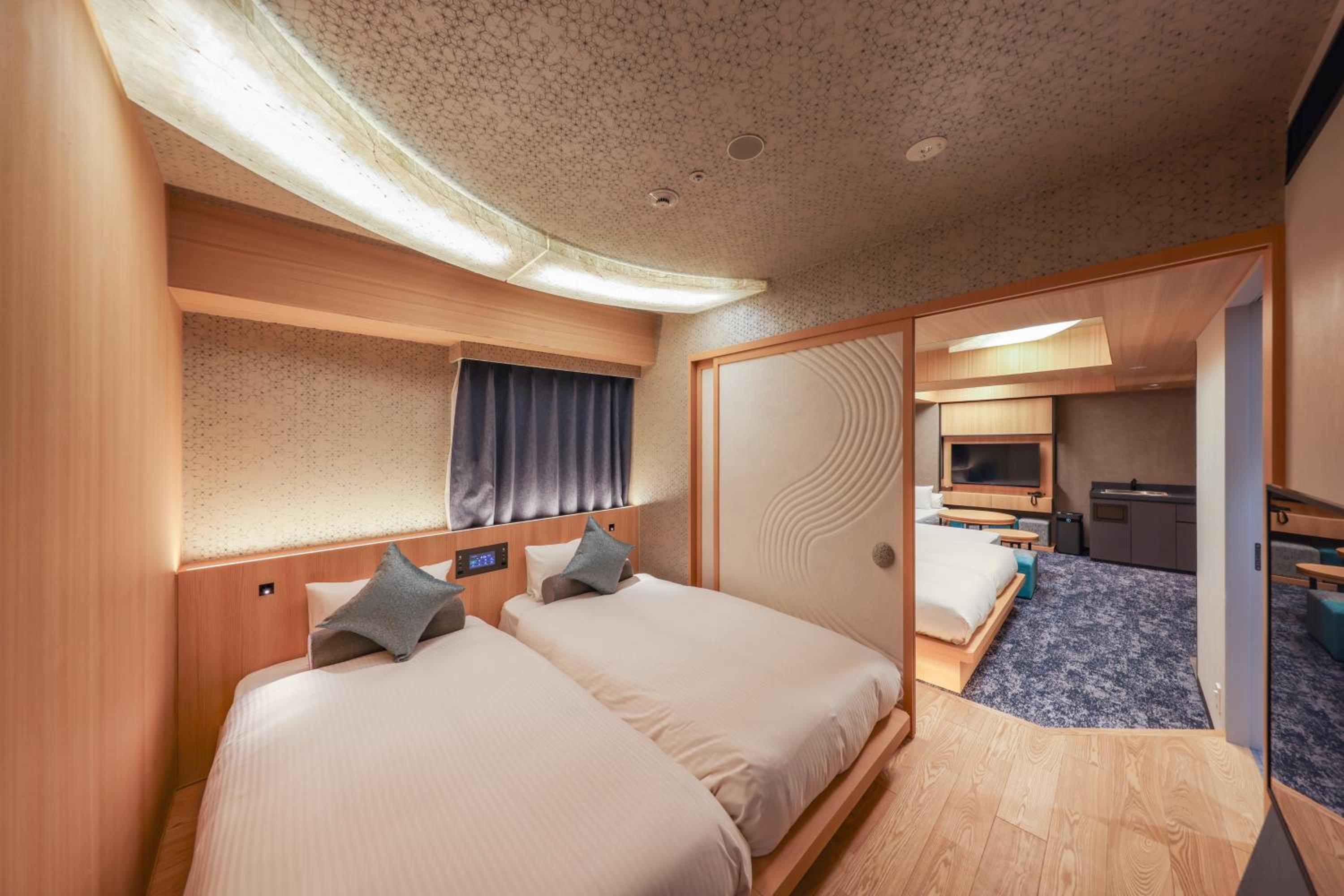 Deluxe Quadruple Room