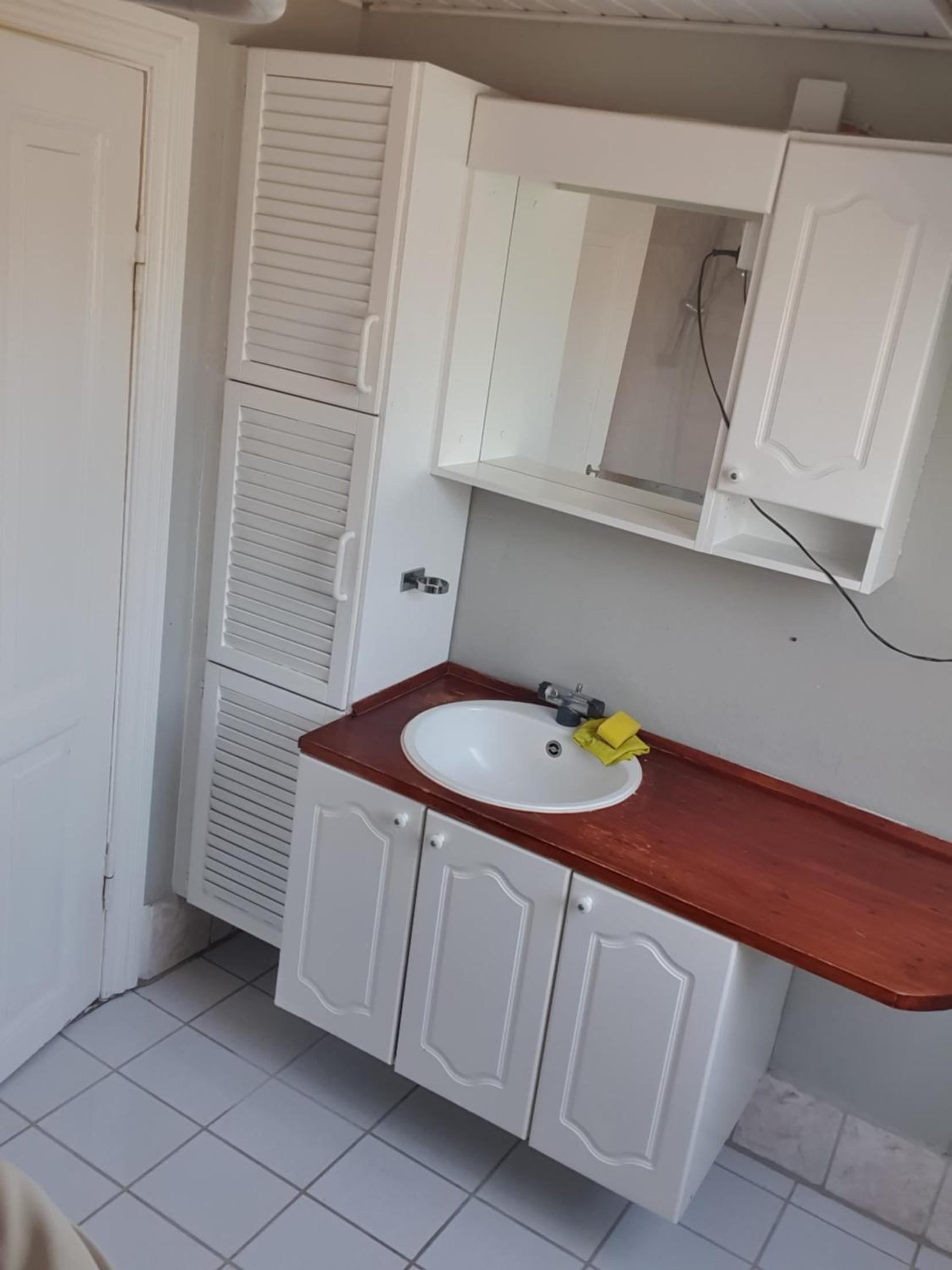 Double Room with Shared Bathroom photo 3