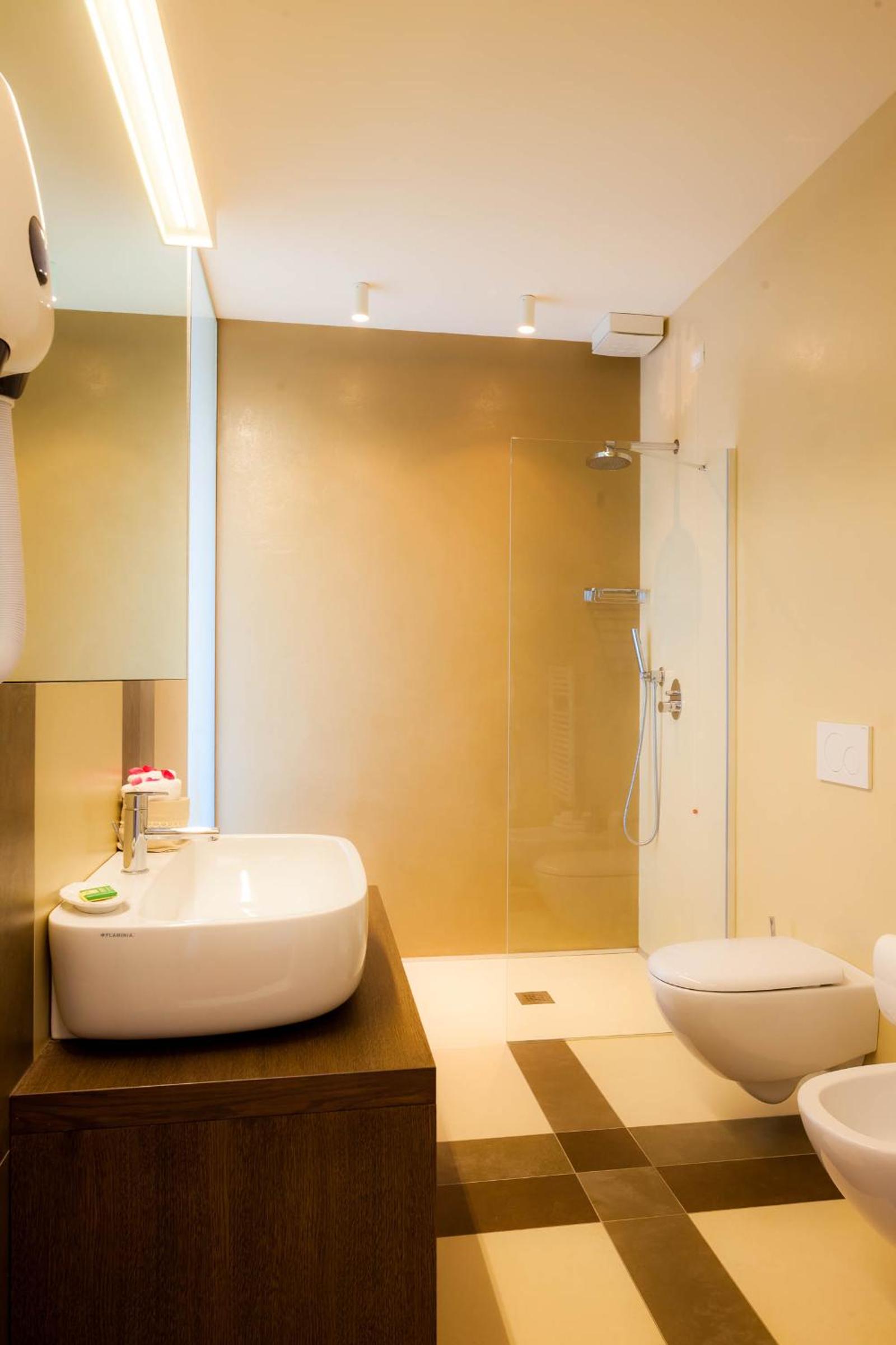 Superior Double Room with Lake View photo 3