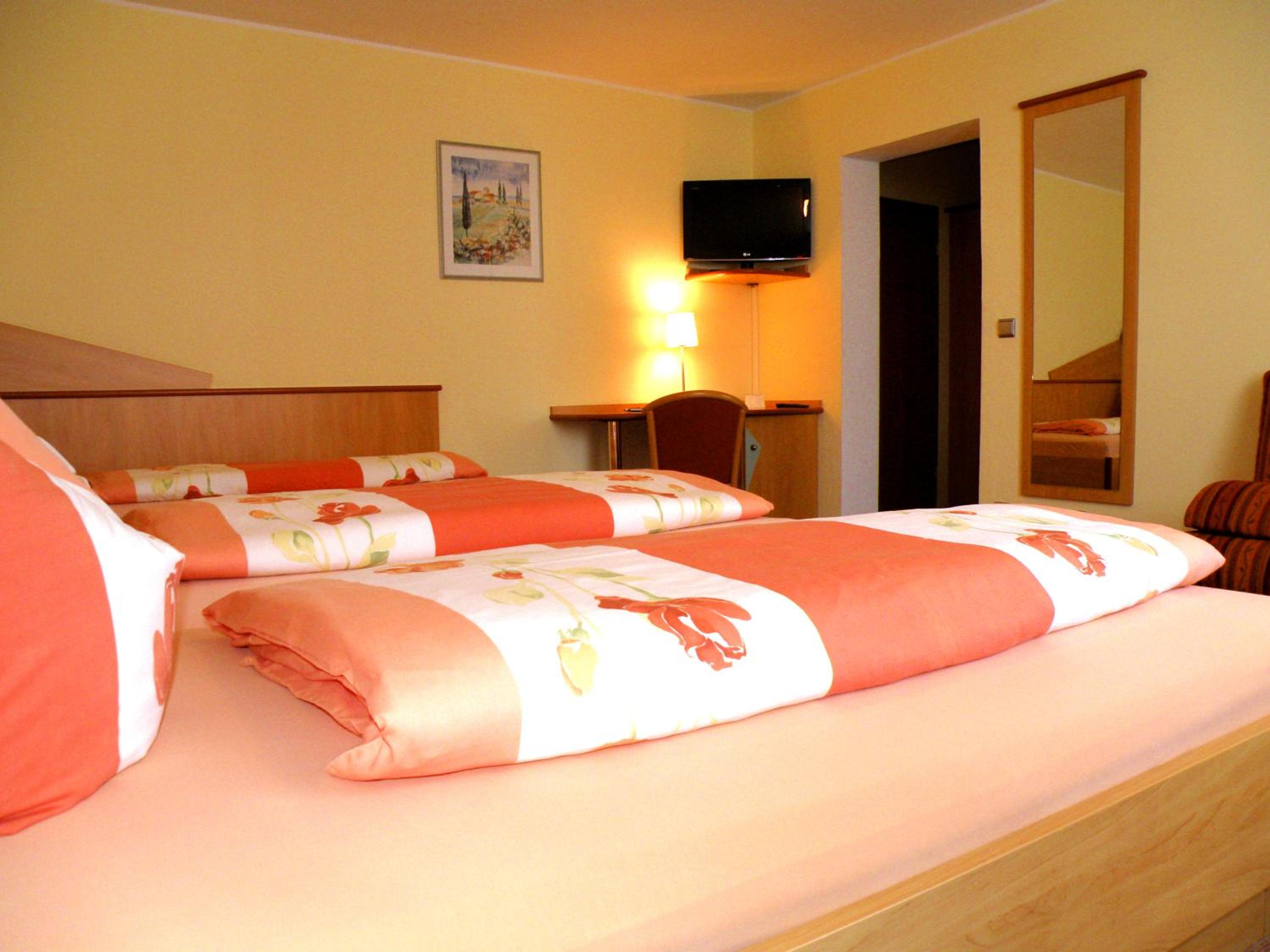 Comfort Room (2- 4 people) - Photo 4