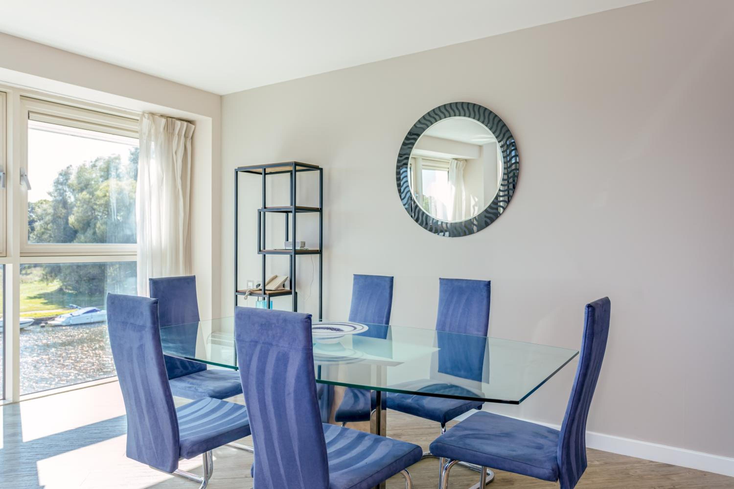 Three-Bedroom Suite photo 2