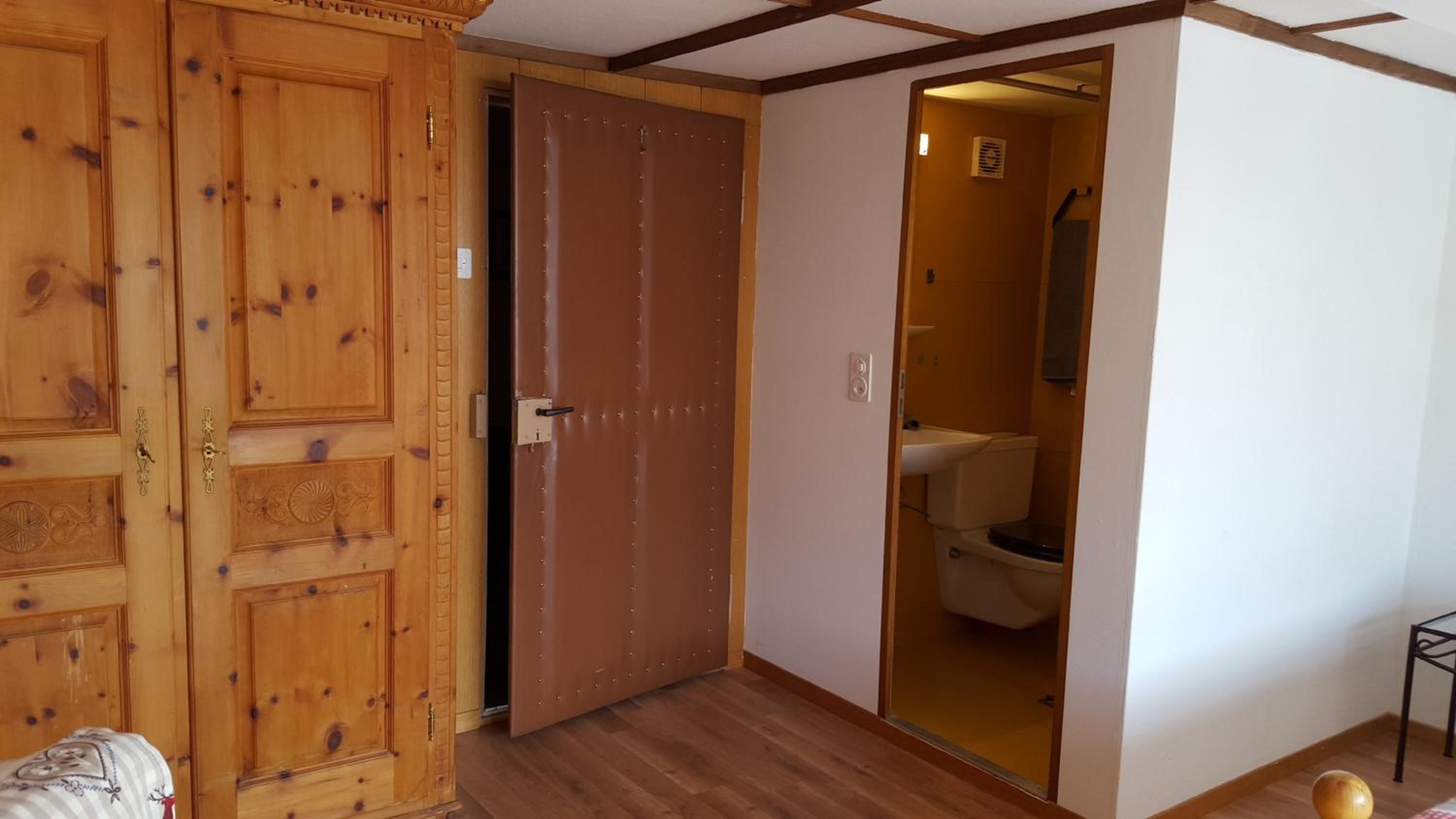 Double or Twin Room with Bathroom photo 2