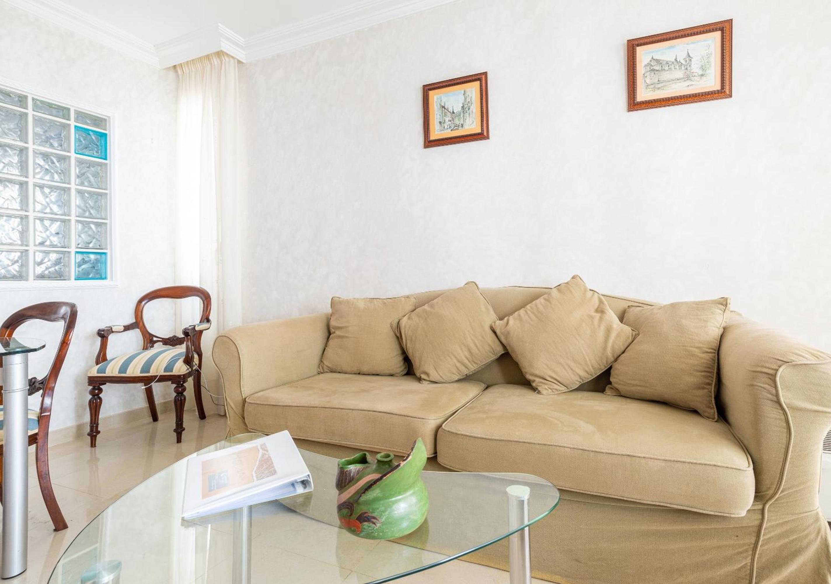 Apartment with Lake View