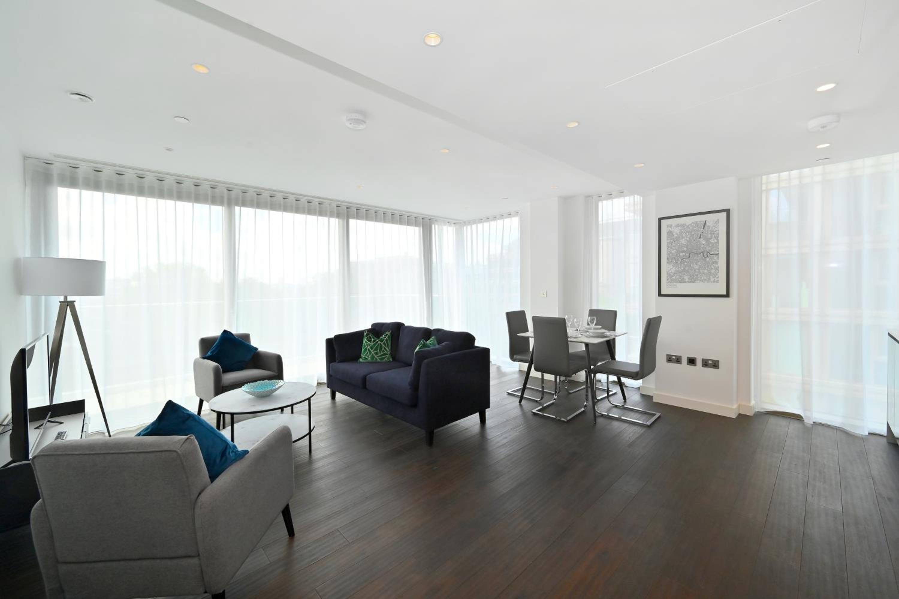 Two-Bedroom Superior Apartment photo 1
