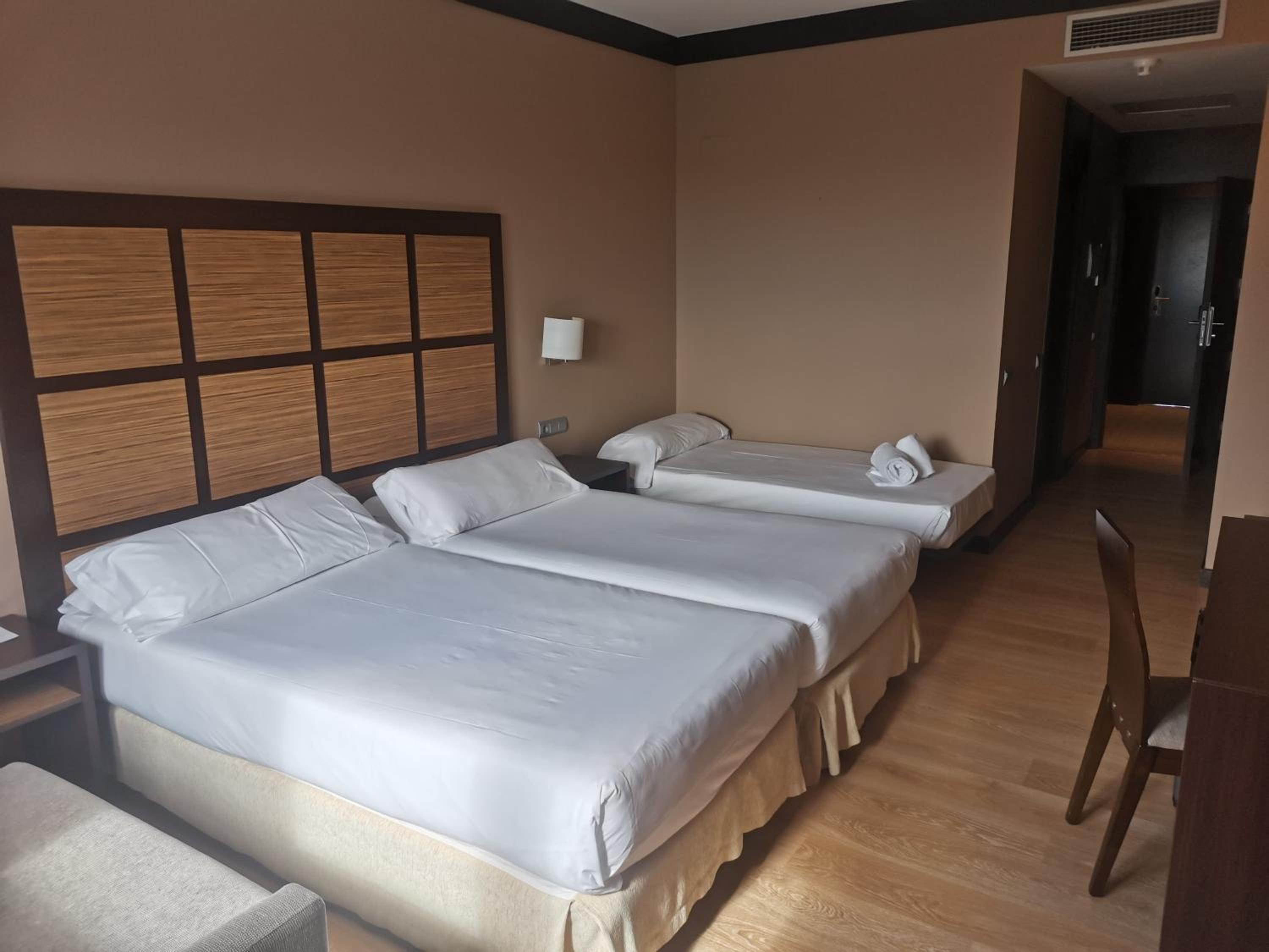 Triple Room - Photo 3
