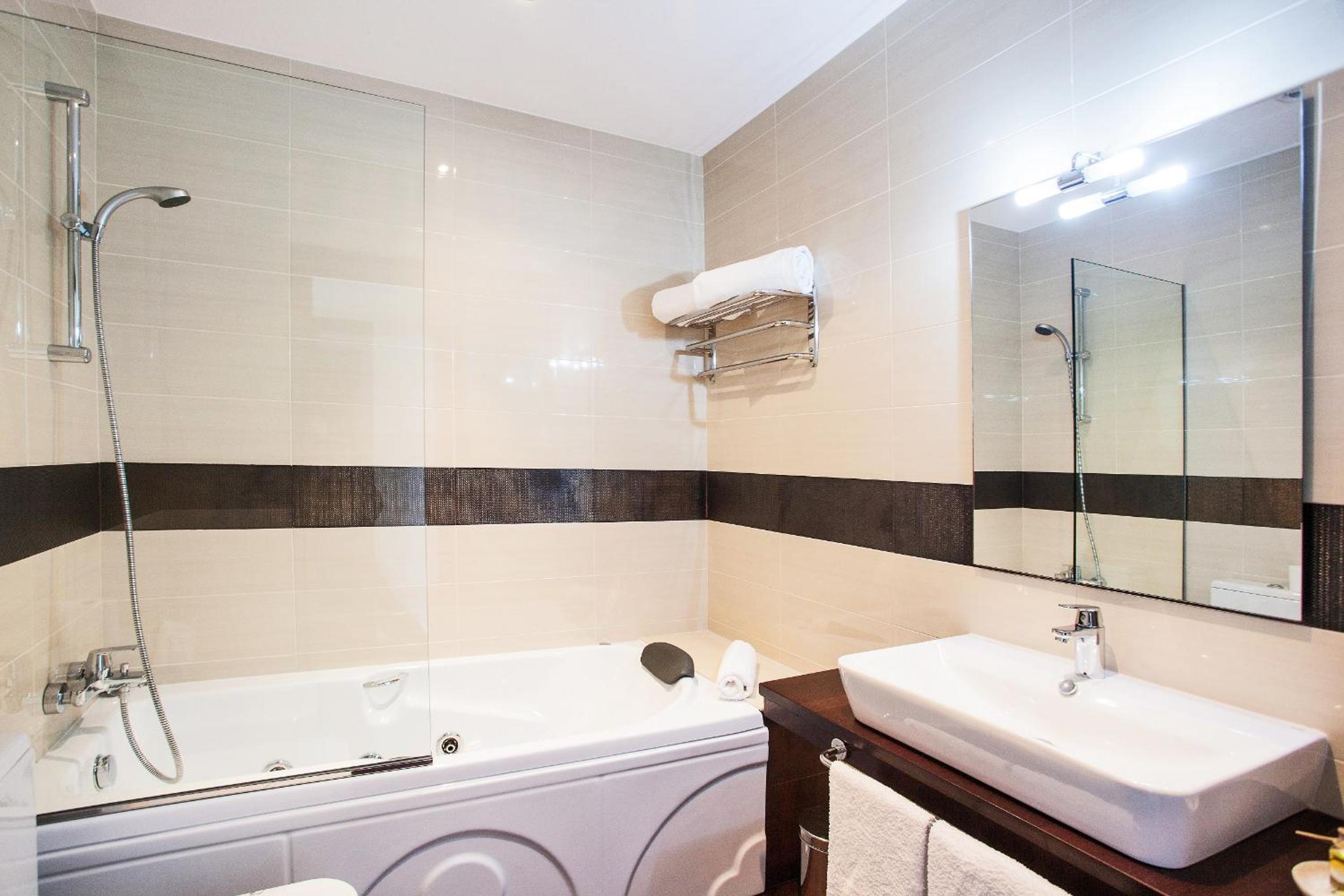 Deluxe Double Room with Sea View - Photo 4