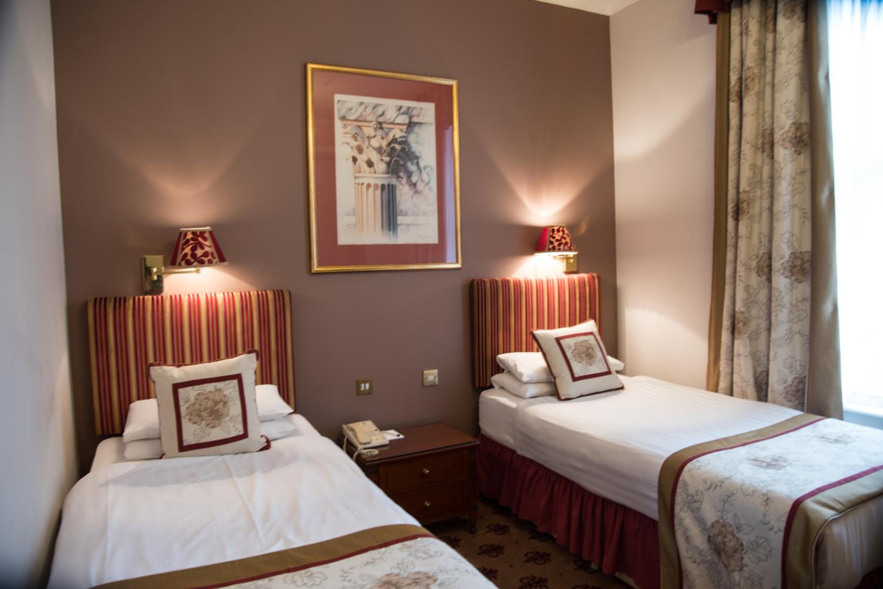 Superior Double or Twin Room photo 1