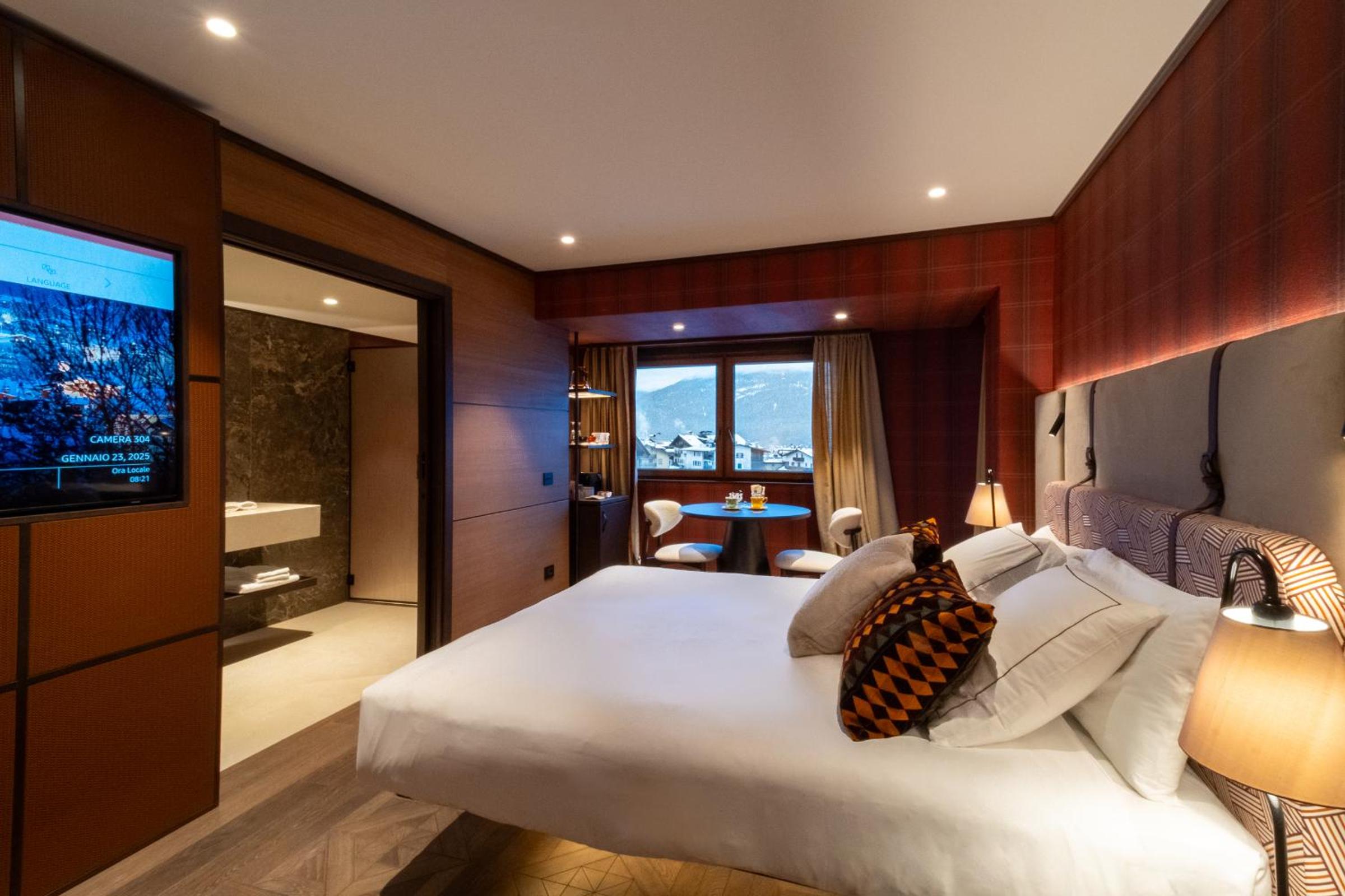 Deluxe Room - Photo 7