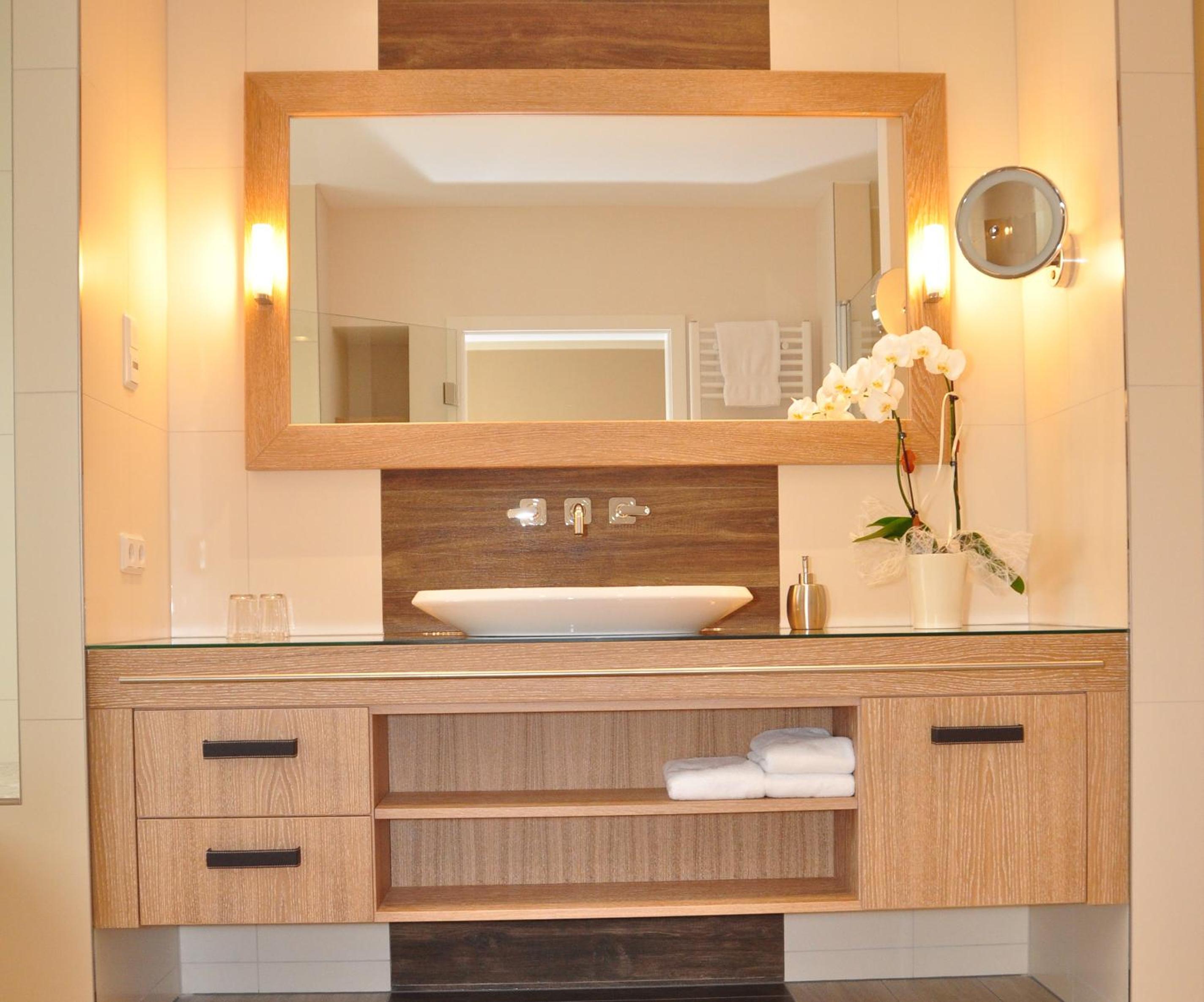 Premium Double Room - Photo 12