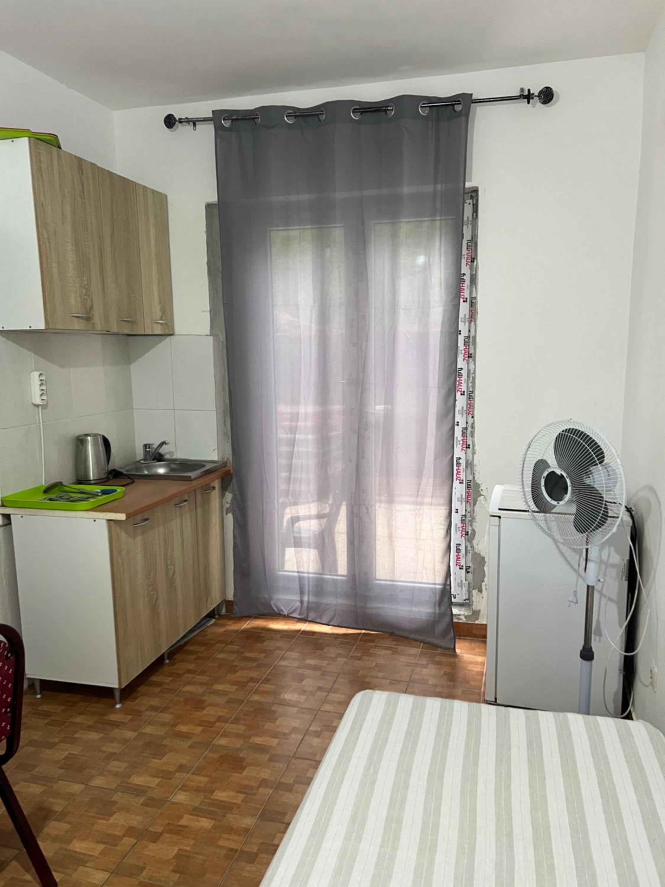 Budget Single Room photo 3