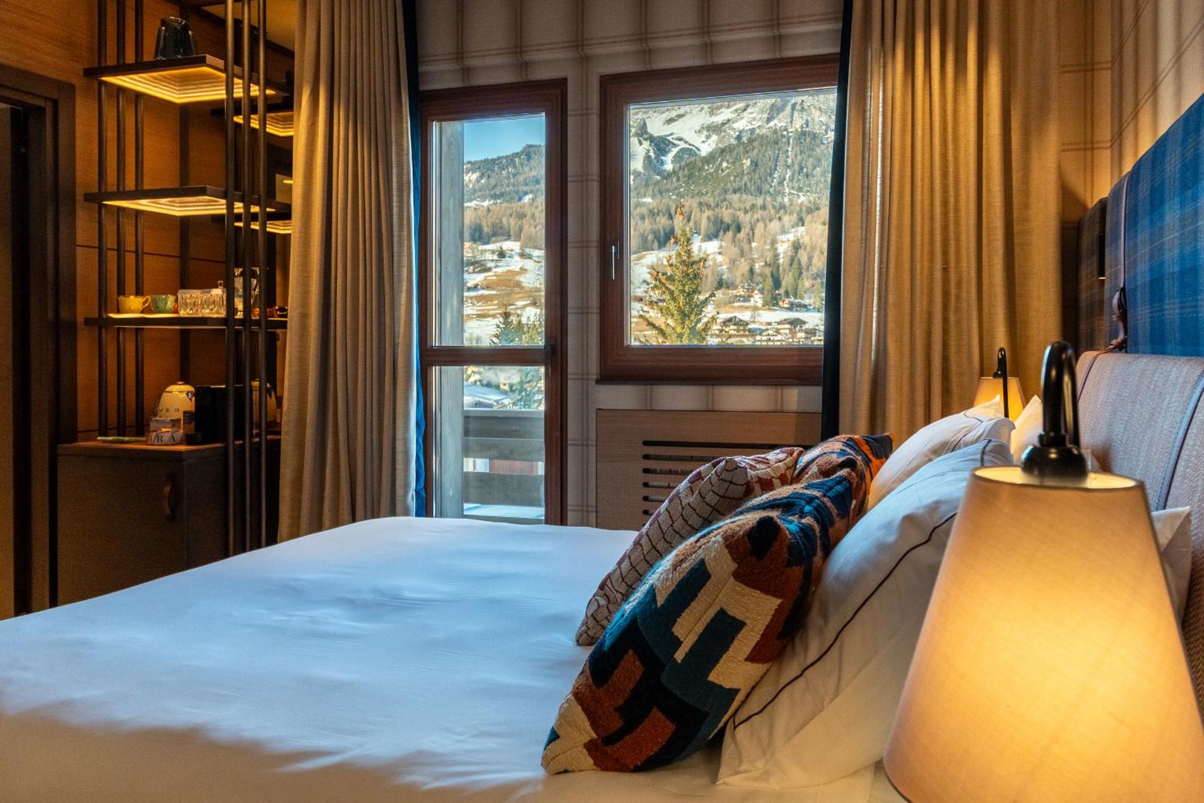 Standard Double Room - Photo 8