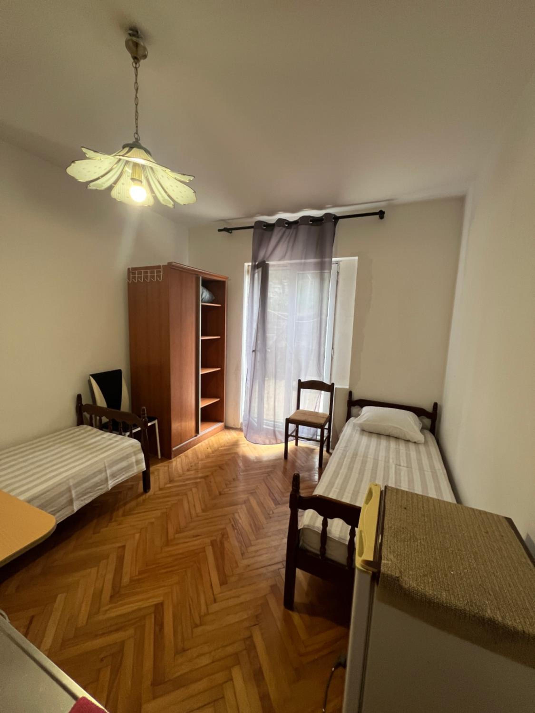 Budget Twin Room photo 2