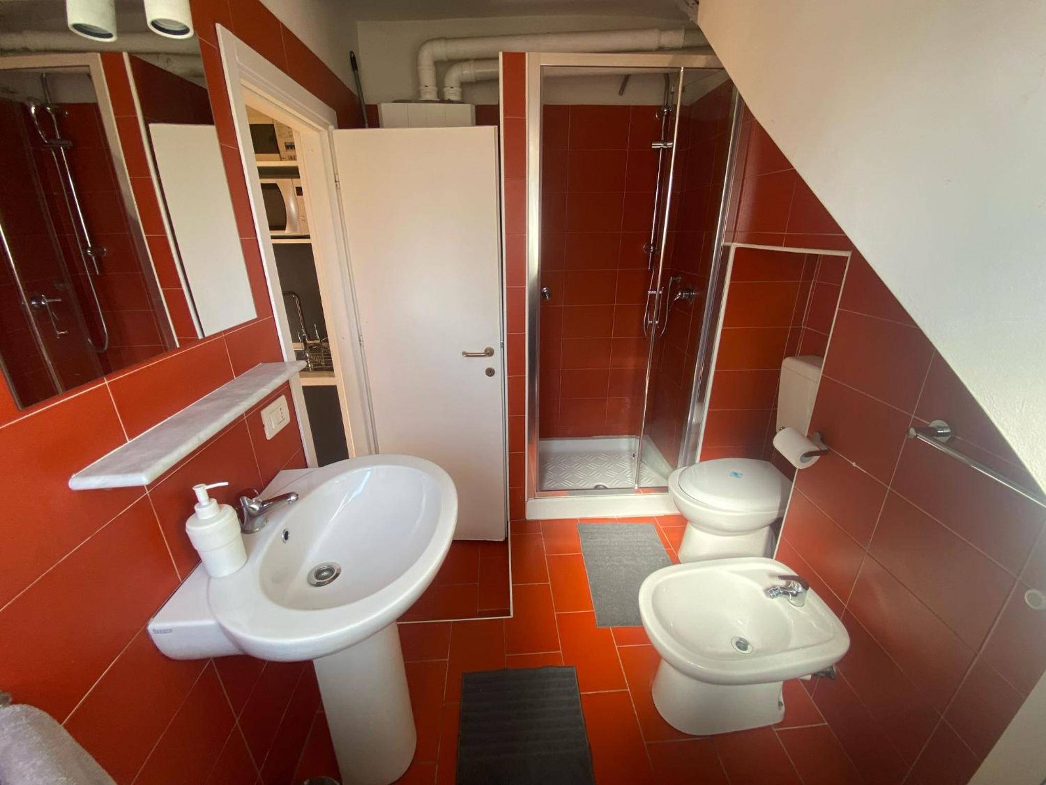 One-Bedroom Apartment - Photo 16