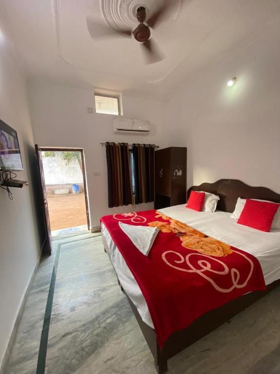 Triple Room with Balcony photo 2