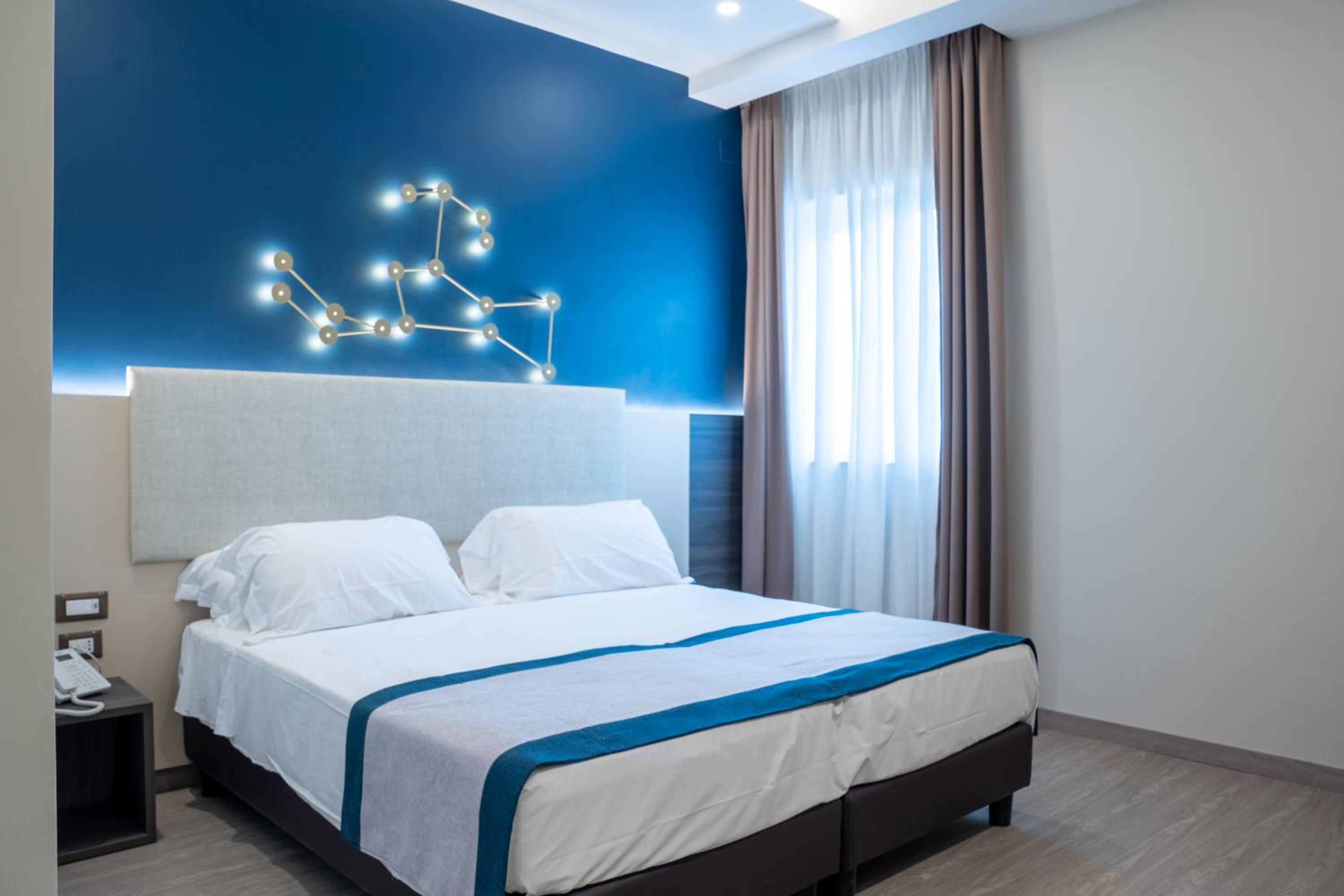 Double or Twin Room - Disability Access photo 3