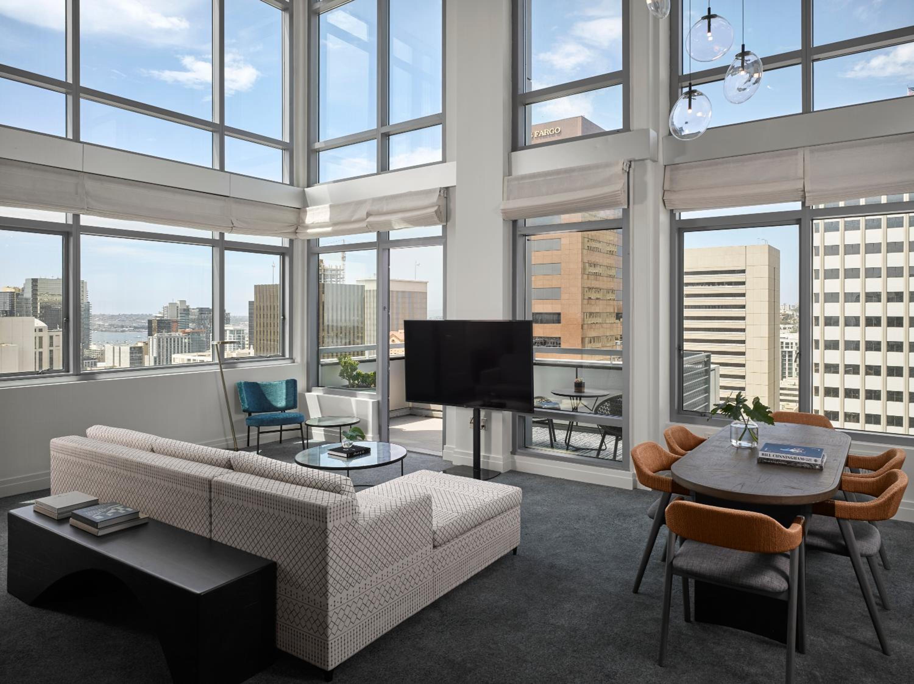 Two-Bedroom Skyline Penthouse Presidential Suite