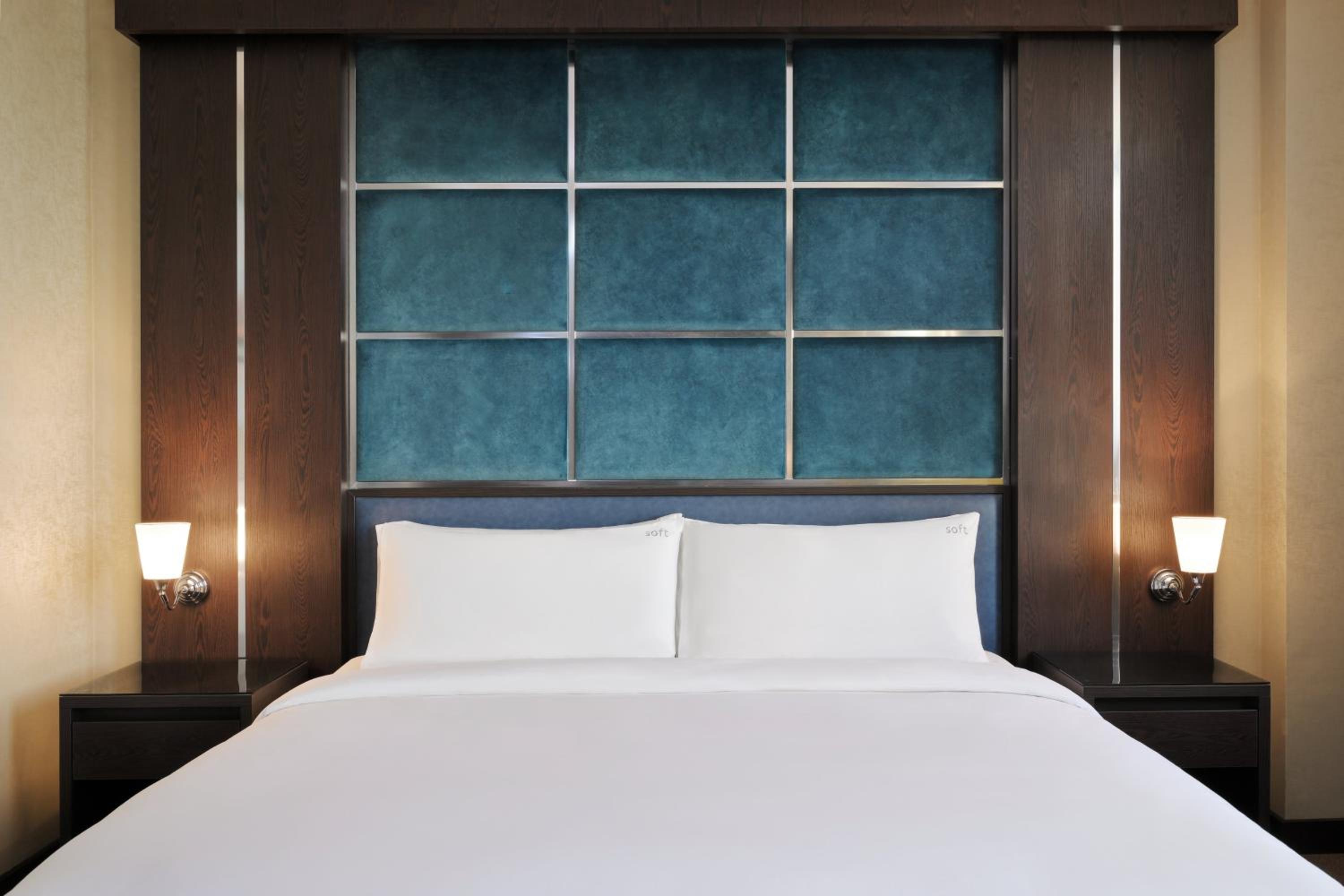 Premium King Room