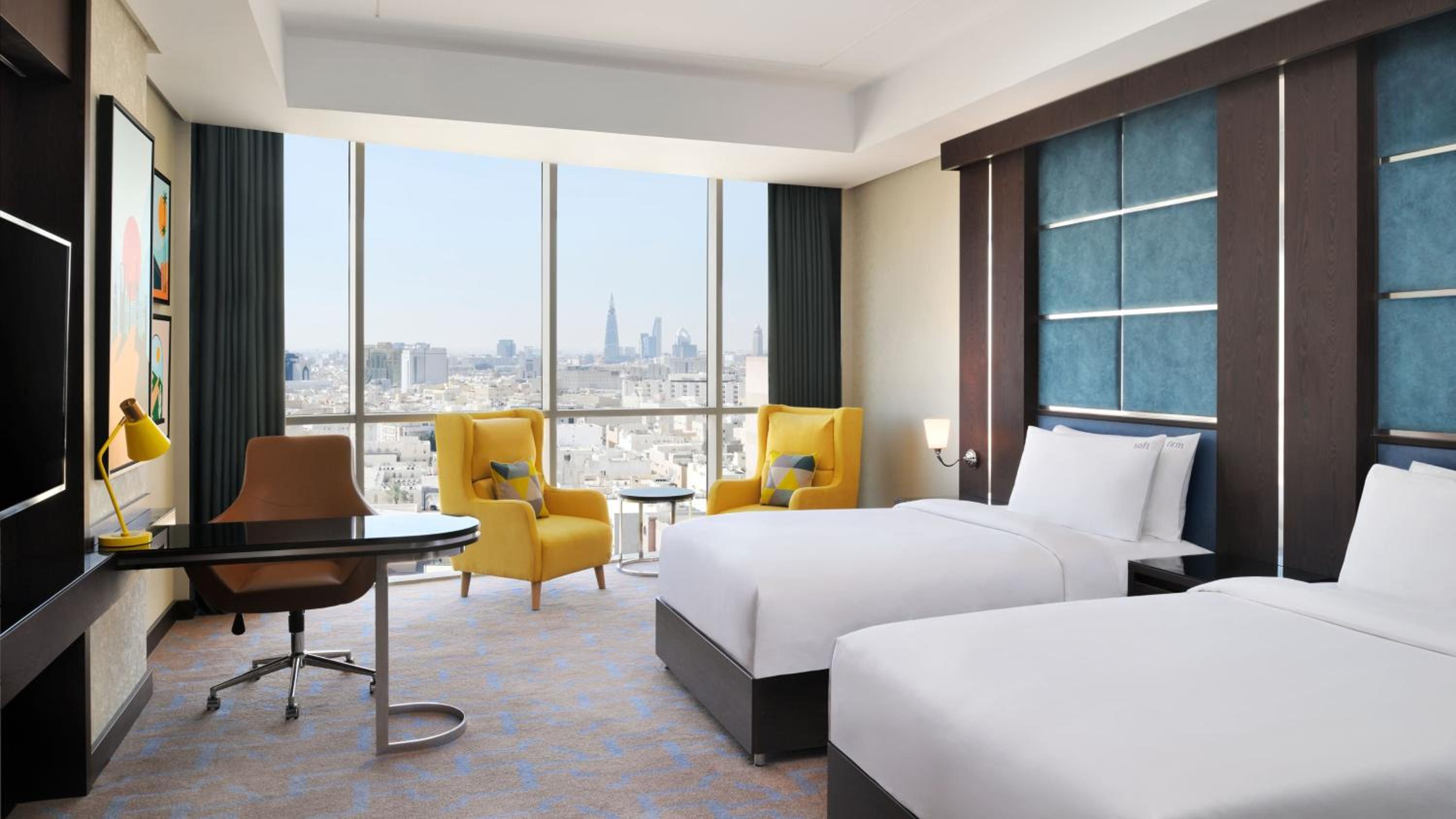 Twin Suite with Downtown View