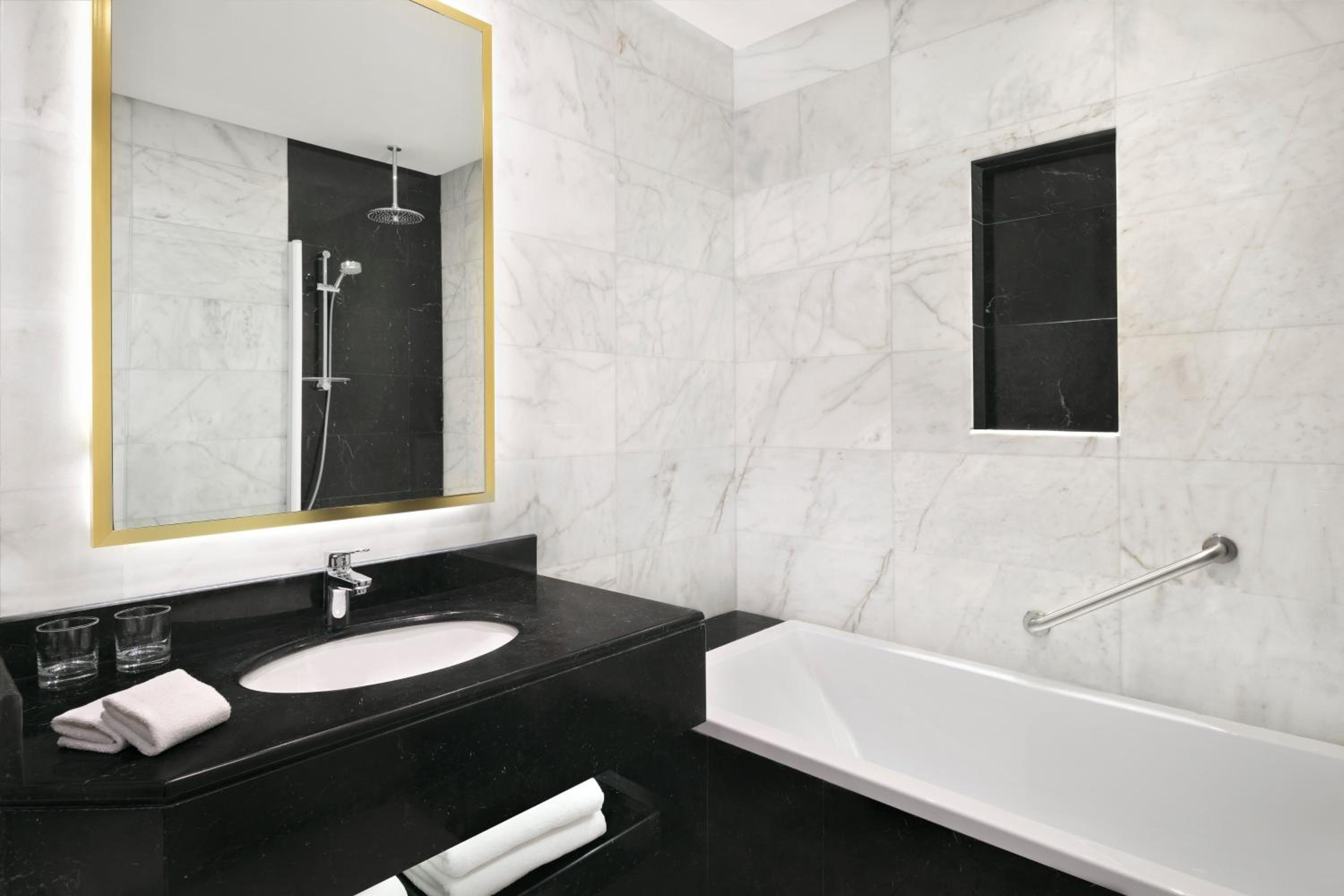 Premium Twin Room