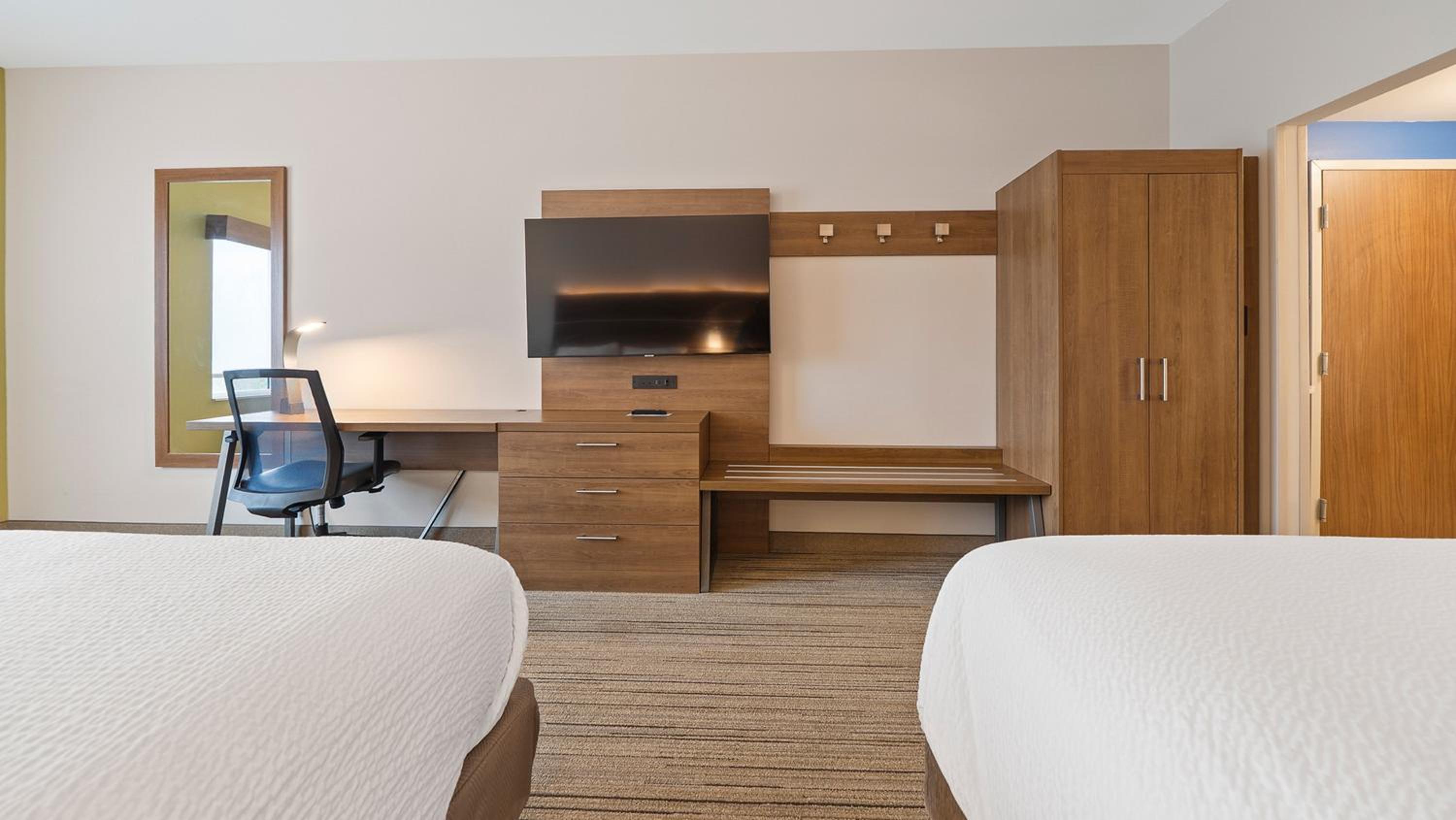 Standard Double Room - Mobility Accessible photo 1