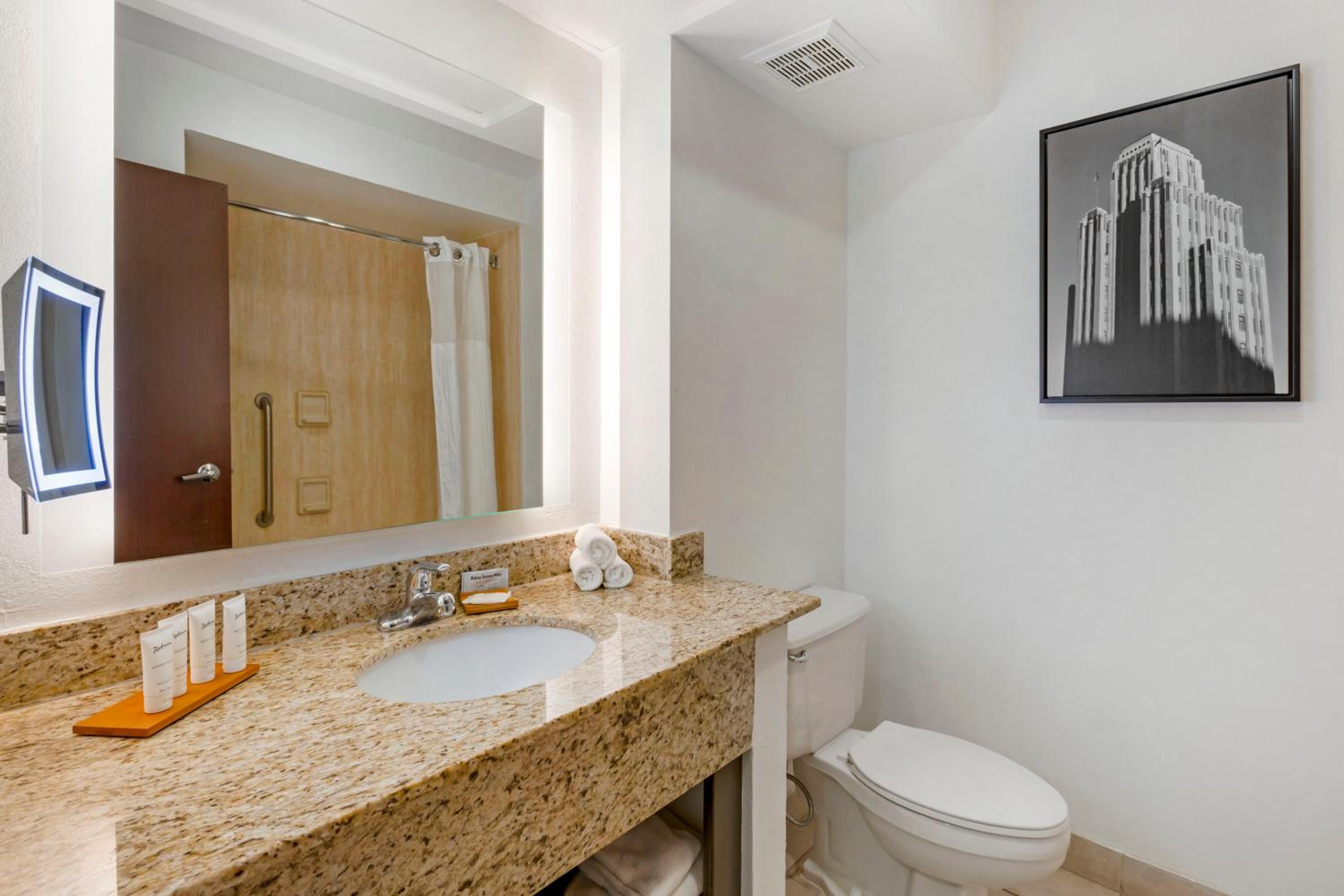 King Room - Disability Access/Non Smoking  - Photo 1