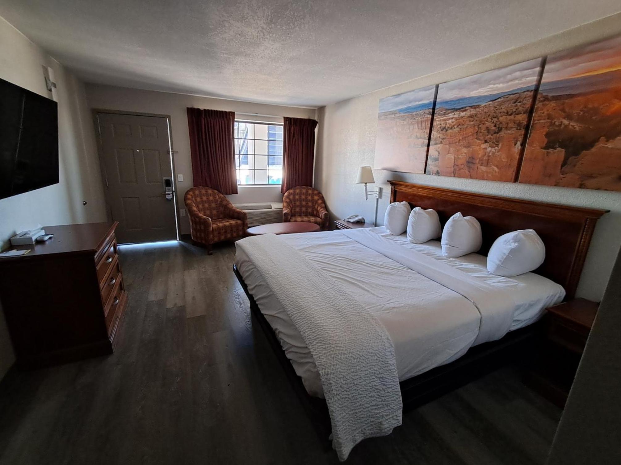 King Room - Non-Smoking