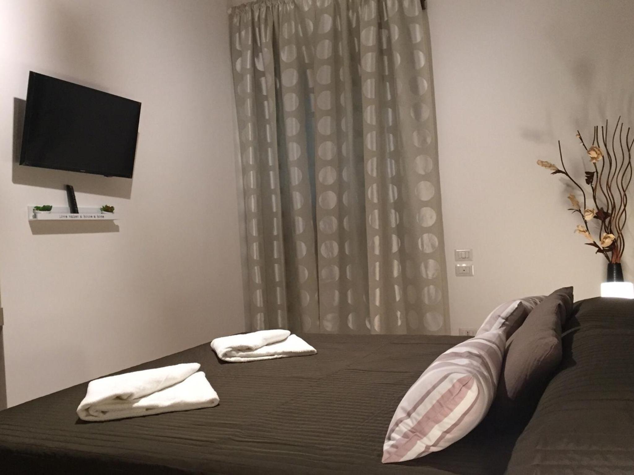 Superior Double Room with Private Internal Bathroom photo 3