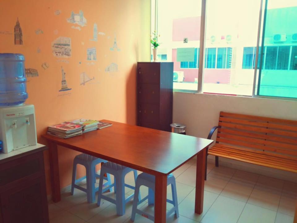 Large Twin Room photo 1